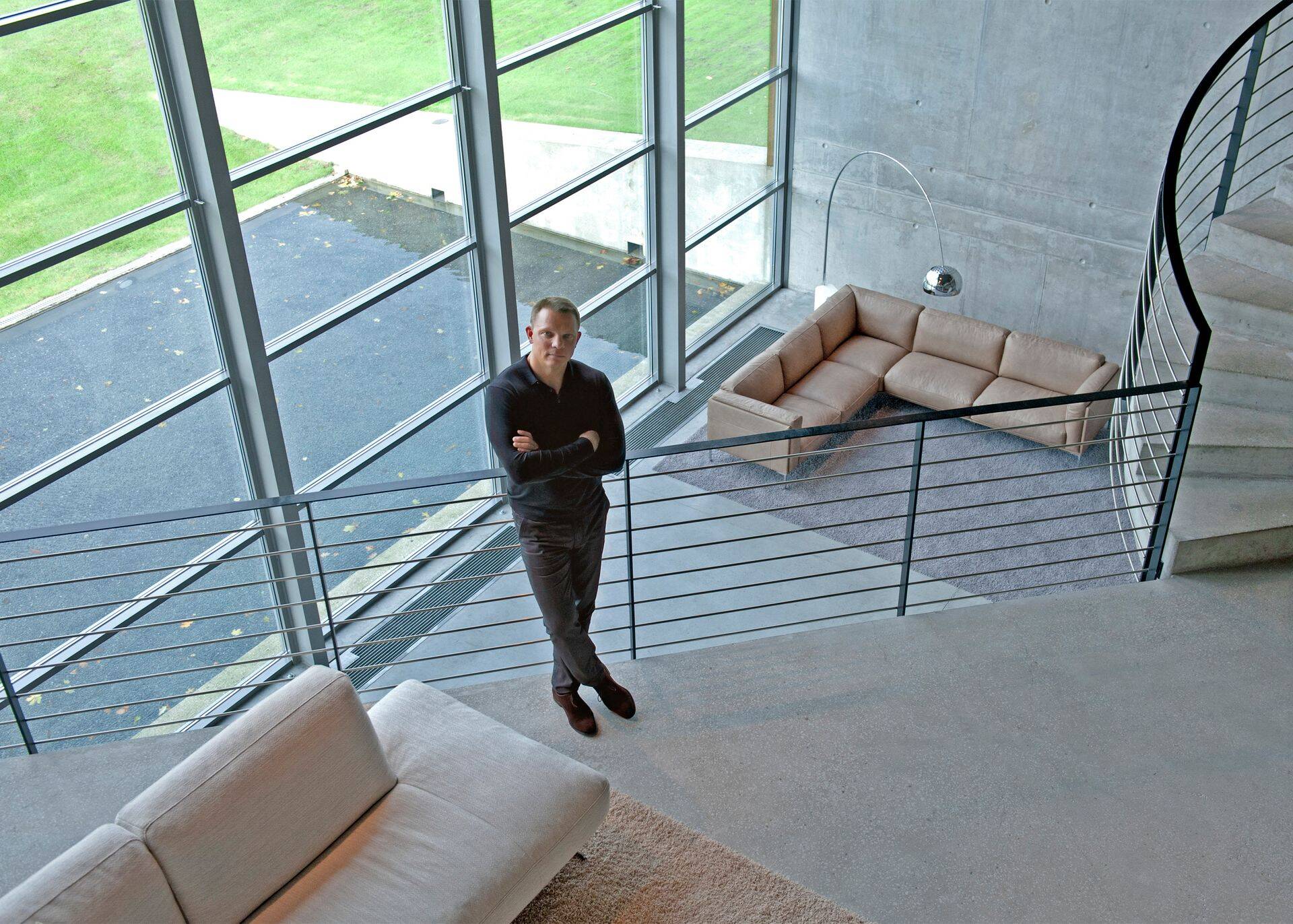 Neiseri omaniku Jori Ala-Jyrä sõnul tuli tehas kevadel tellimuste ärakkumise tõttu mitmeks nädalaks sulgeda.