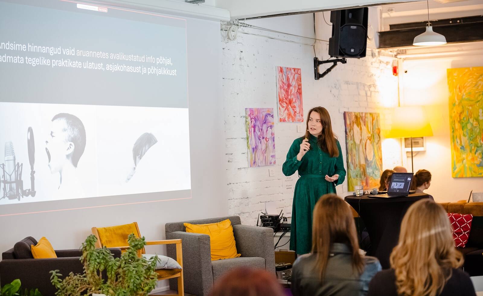Sustinere ESG aruandluse ekspert Mariliis Kolk tutvustamas uuringu tulemusi.