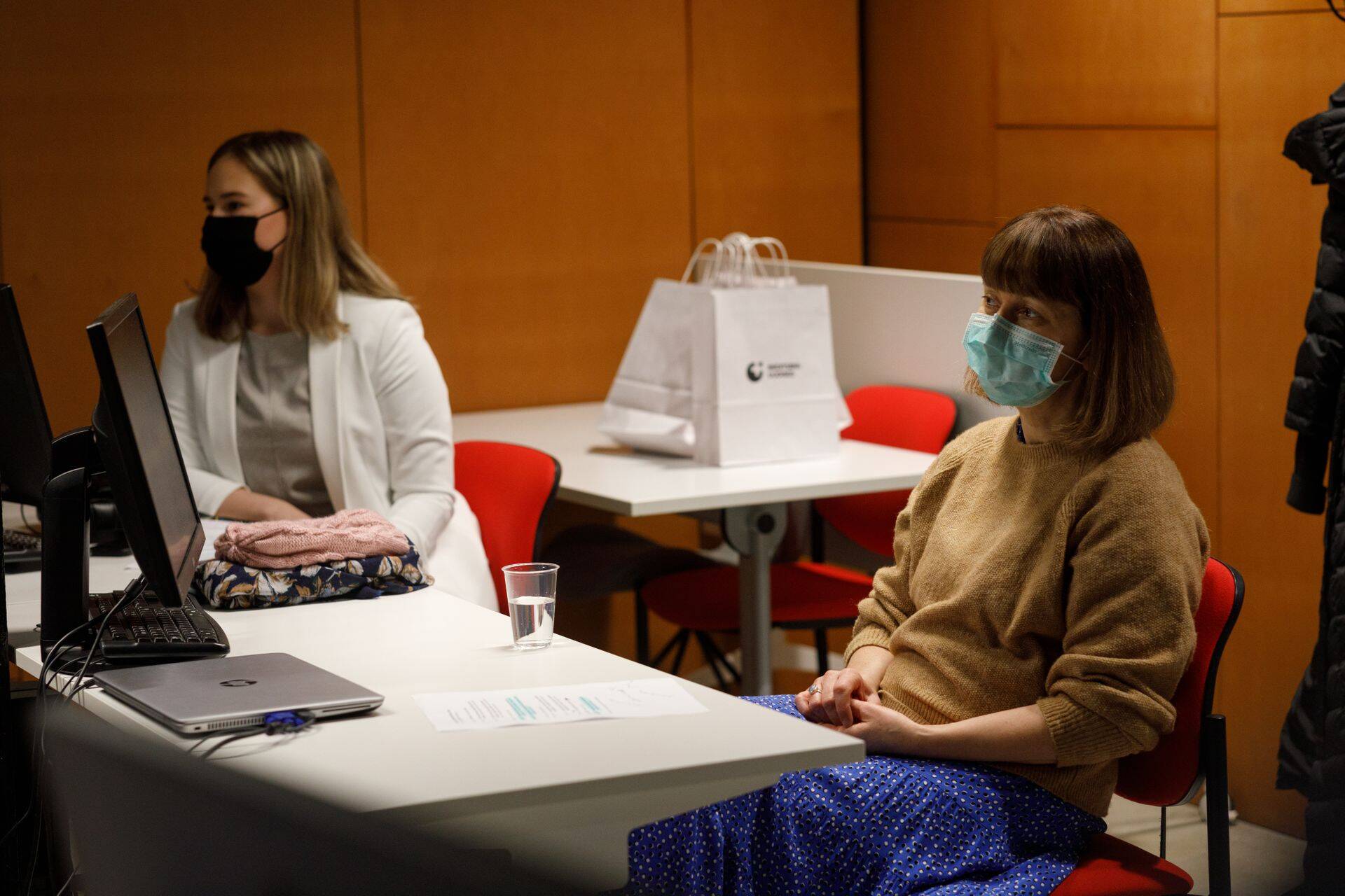 Vaktsineerimisseminari lektorite ooteruum.