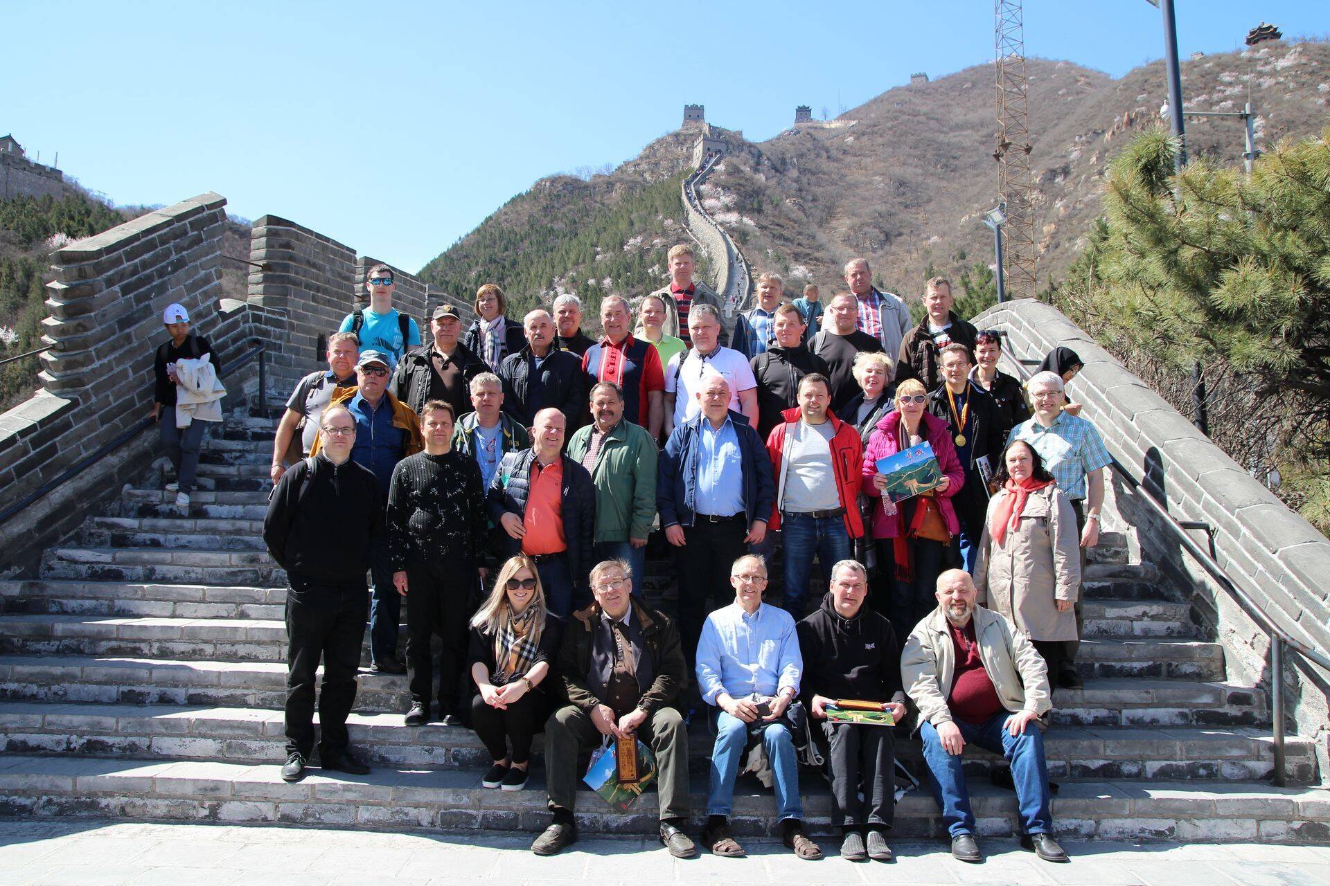 Fotod: Eesti piimatootjad Hiina farme vaatamas