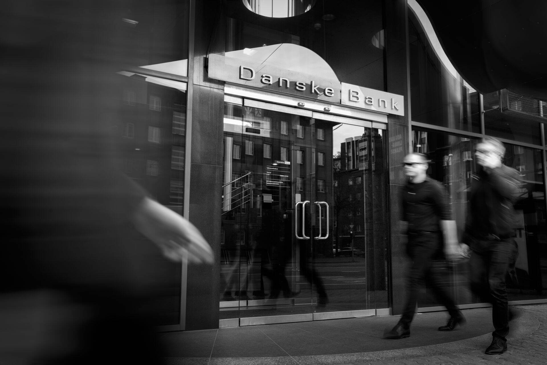 Praeguseks on alustatud 6200 Danske Eesti harus raha liigutanud kliendi uurimisega.