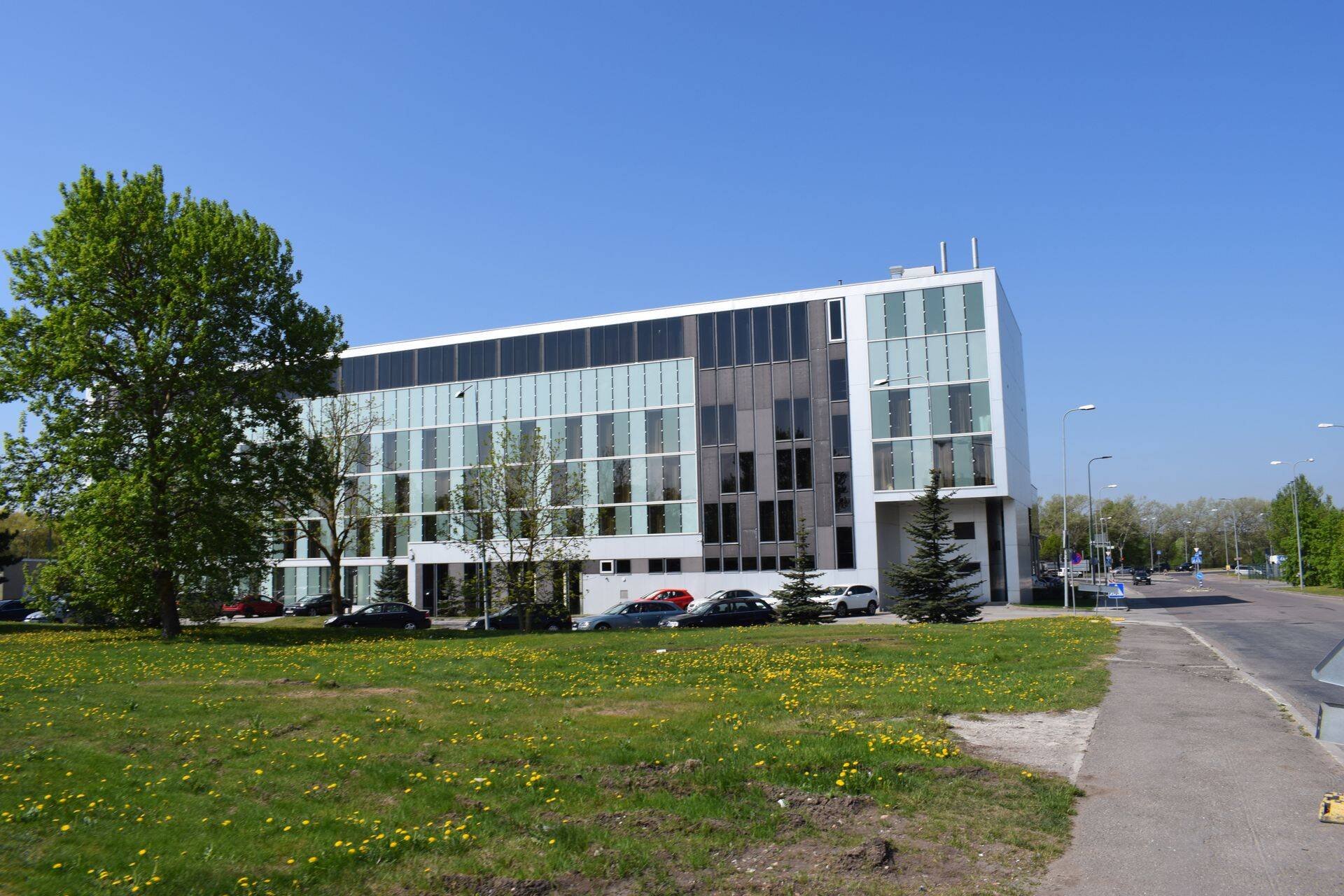 Ülemiste hotell lennujaama teel.