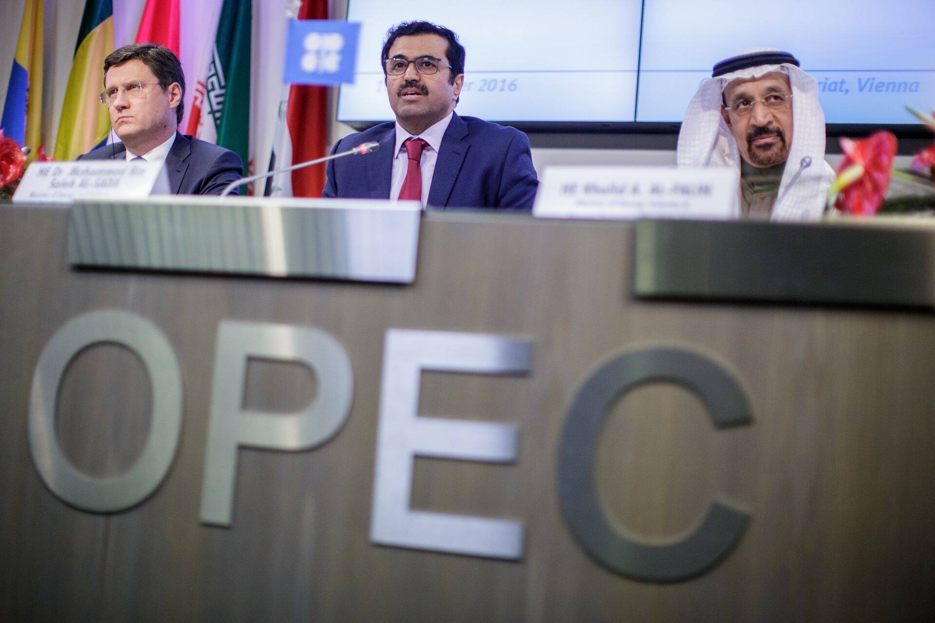 OPEC on hädas kasvate tootmismahtudega USAs, Liibüas ja Nigeerias.