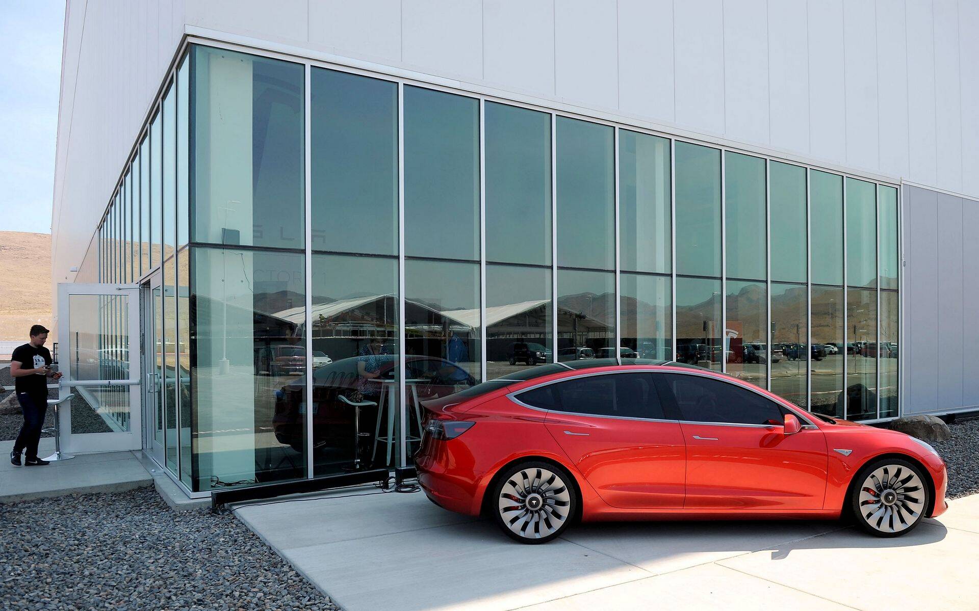 Tesla Model 3 prototüüp