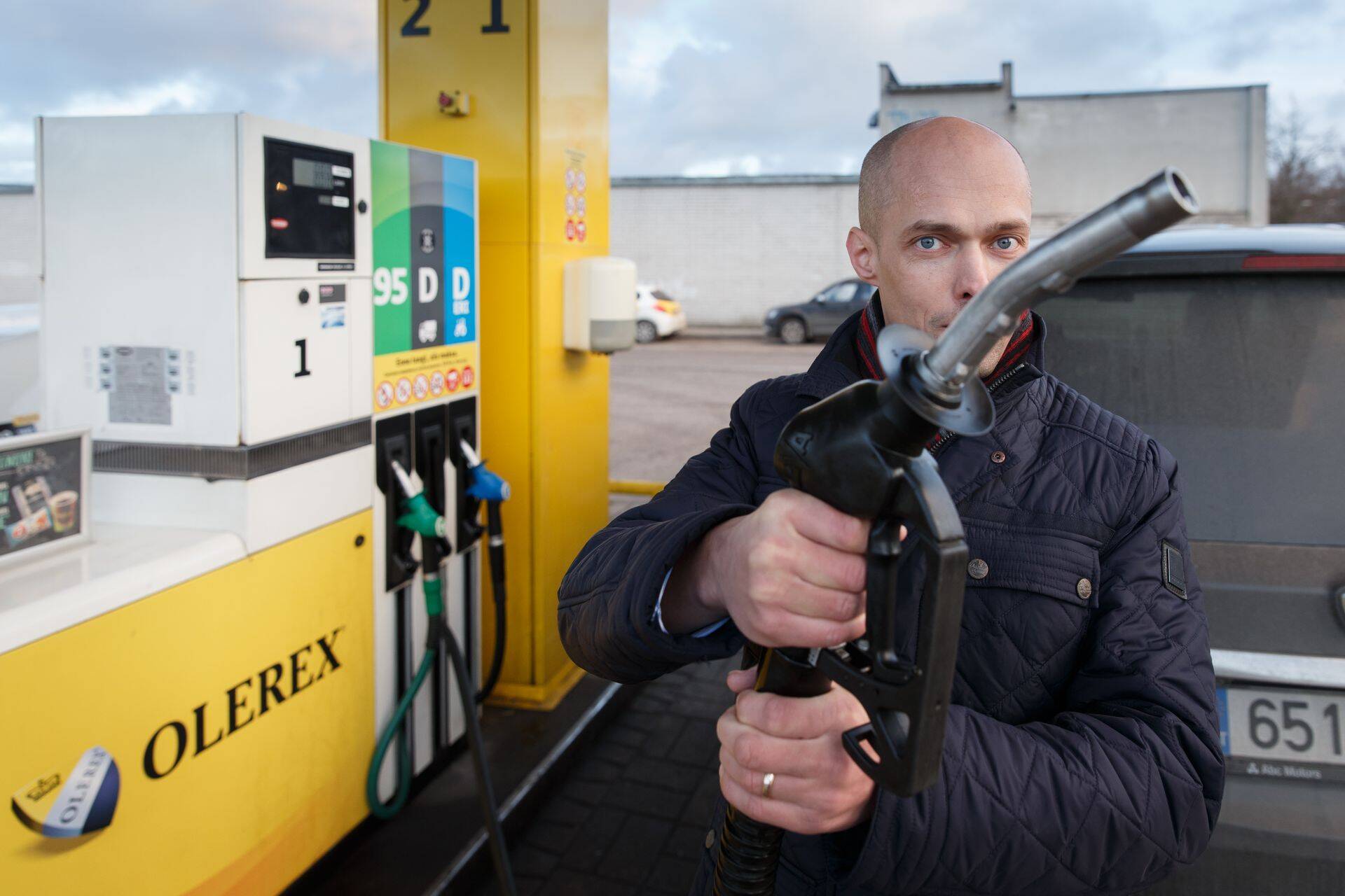 Olerexi kütuste sisseostujuht Alan Vaht usub, et uus nädal toob kallima kütuse