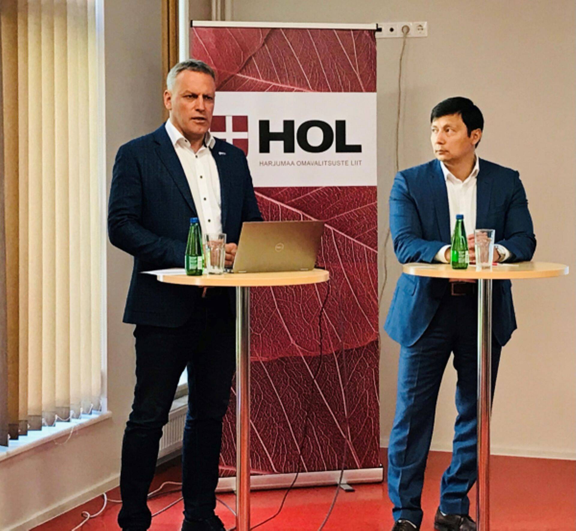 HOLi tegevjuht Andre Sepp ja Tallinna linnapea Mihhail Kõlvart