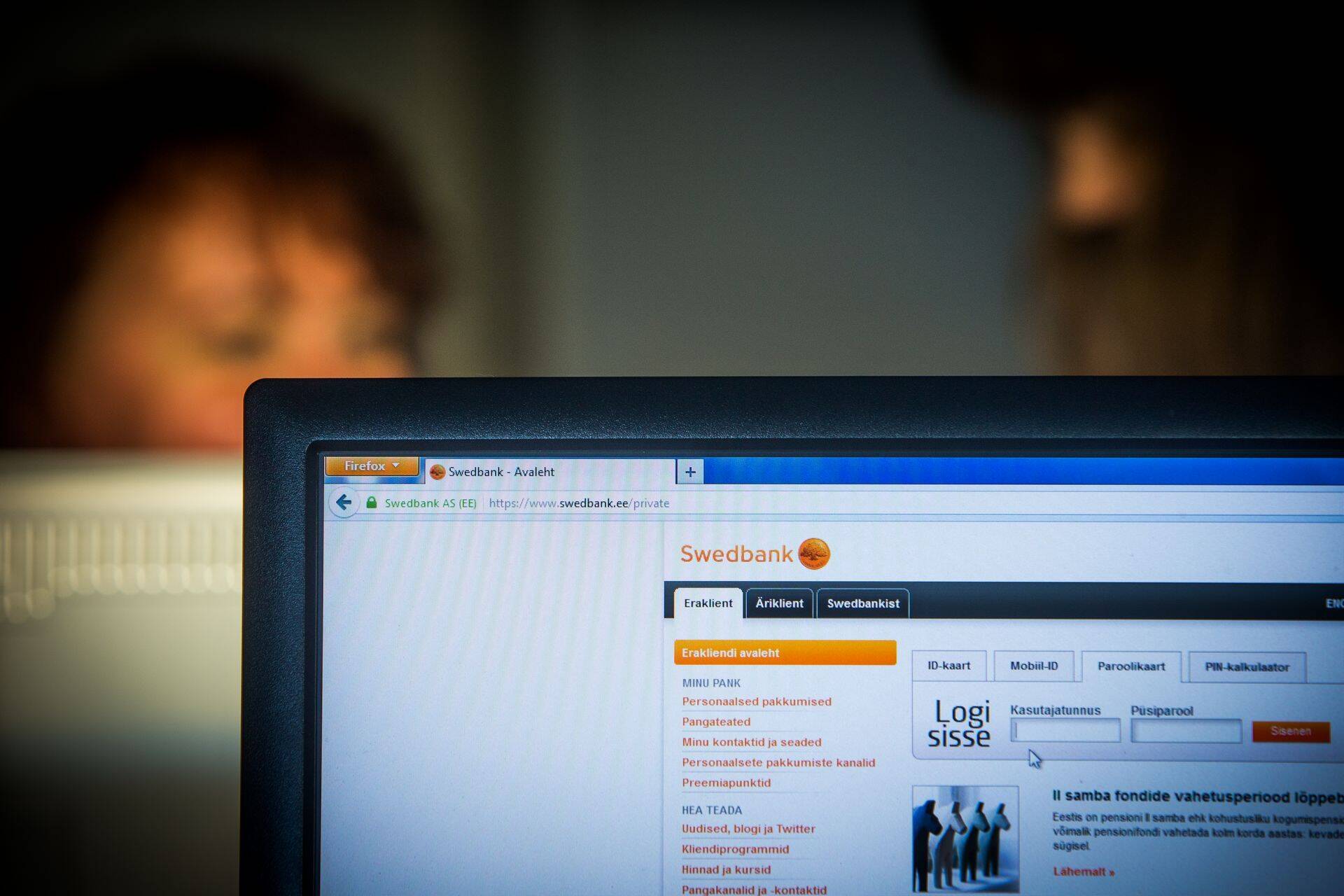 Eestlased ostavad internetist üha rohkem.