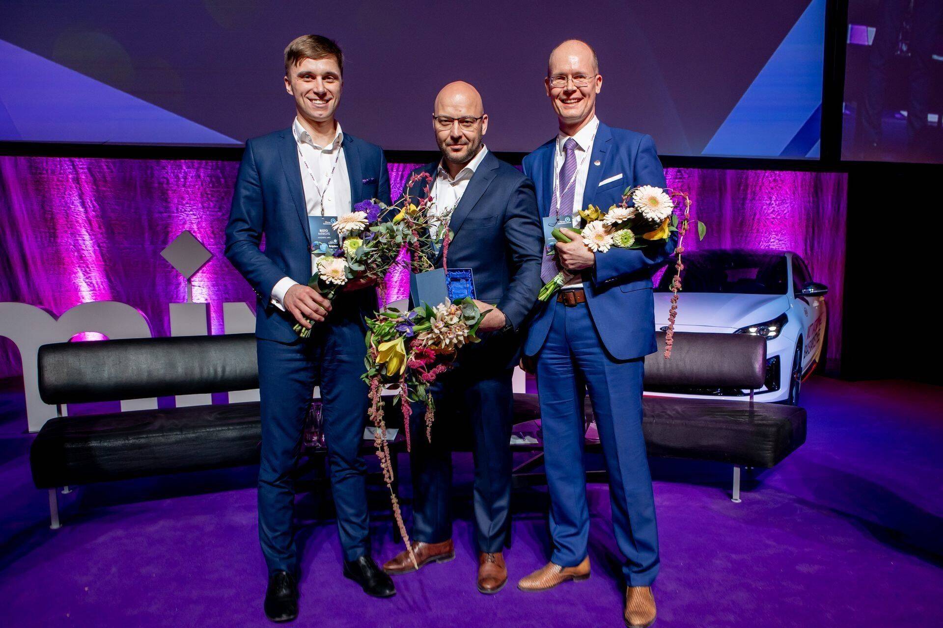 Veel mais pälvis Jaanus Vihand (keskel) konkursi Eesti Parim Juht 2019 tiitli.