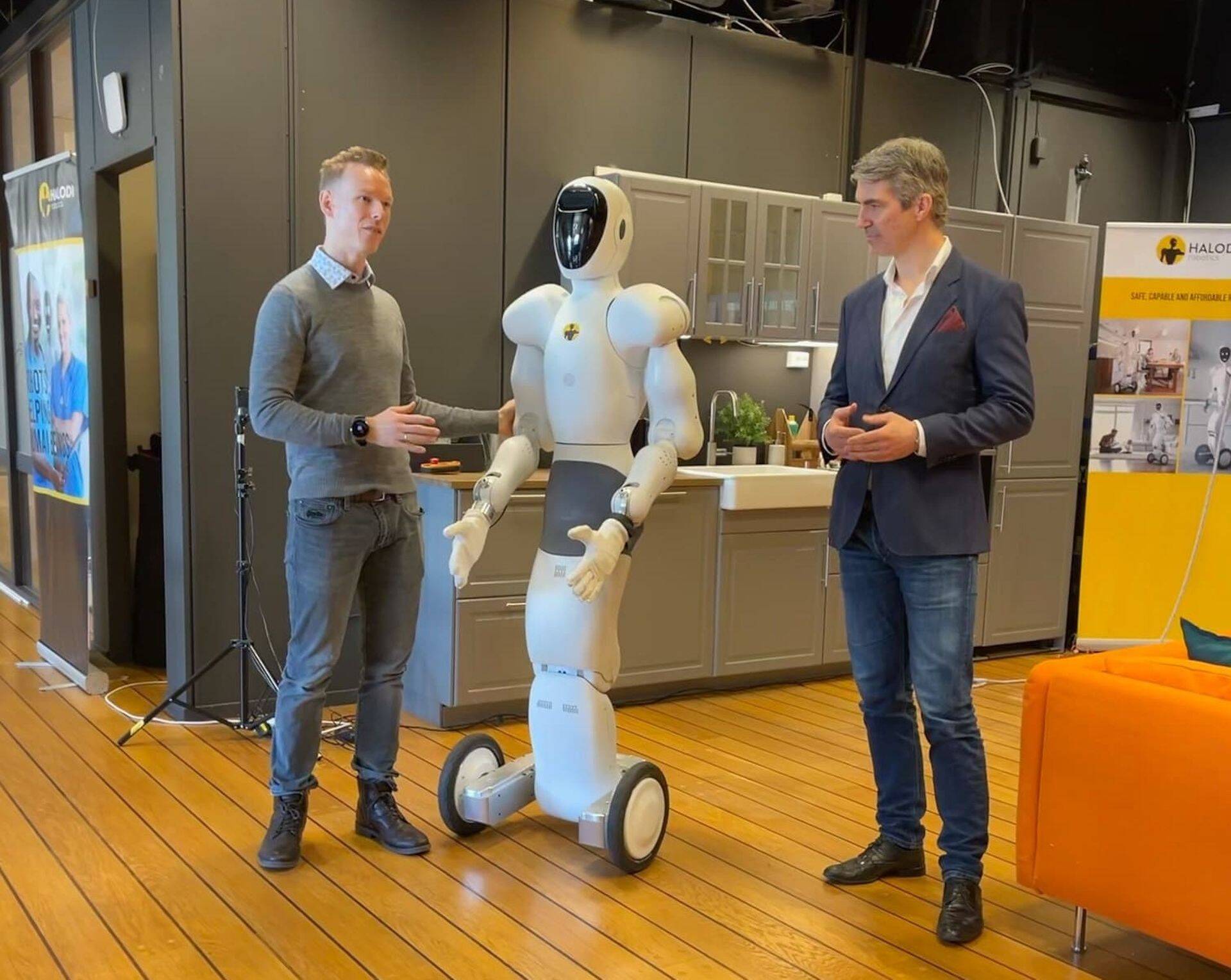 Kaupluste tarvist väljatöötav robot.