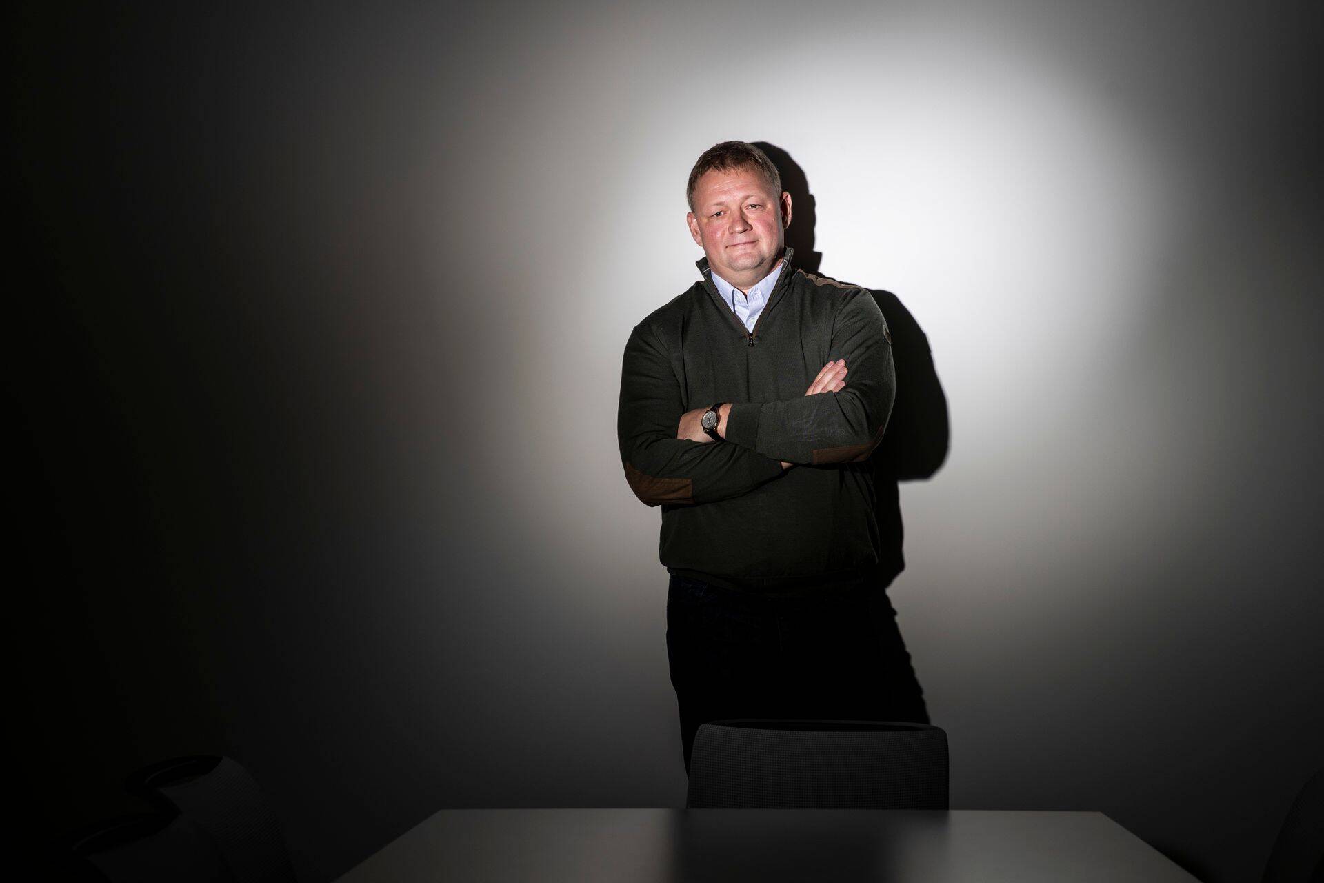 Puidutööstur Raul Kirjaneni sõnul on Eestis täna rohkem neid ametnikke, kes tegelevad kosmose vallutamisega, kui neid, kes tegeleks töötleva tööstusega.