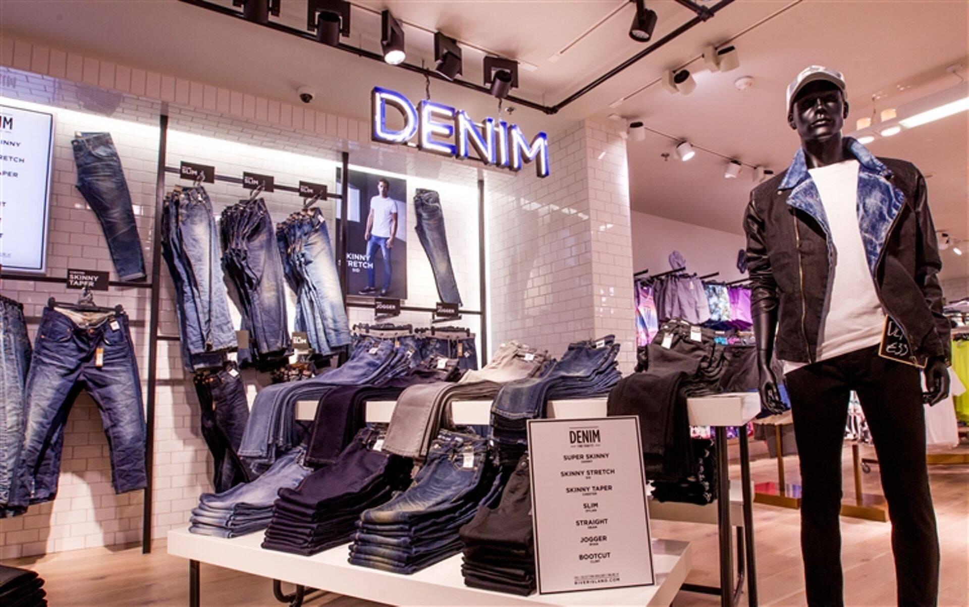 River Islandi kauplus Viru Keskuses