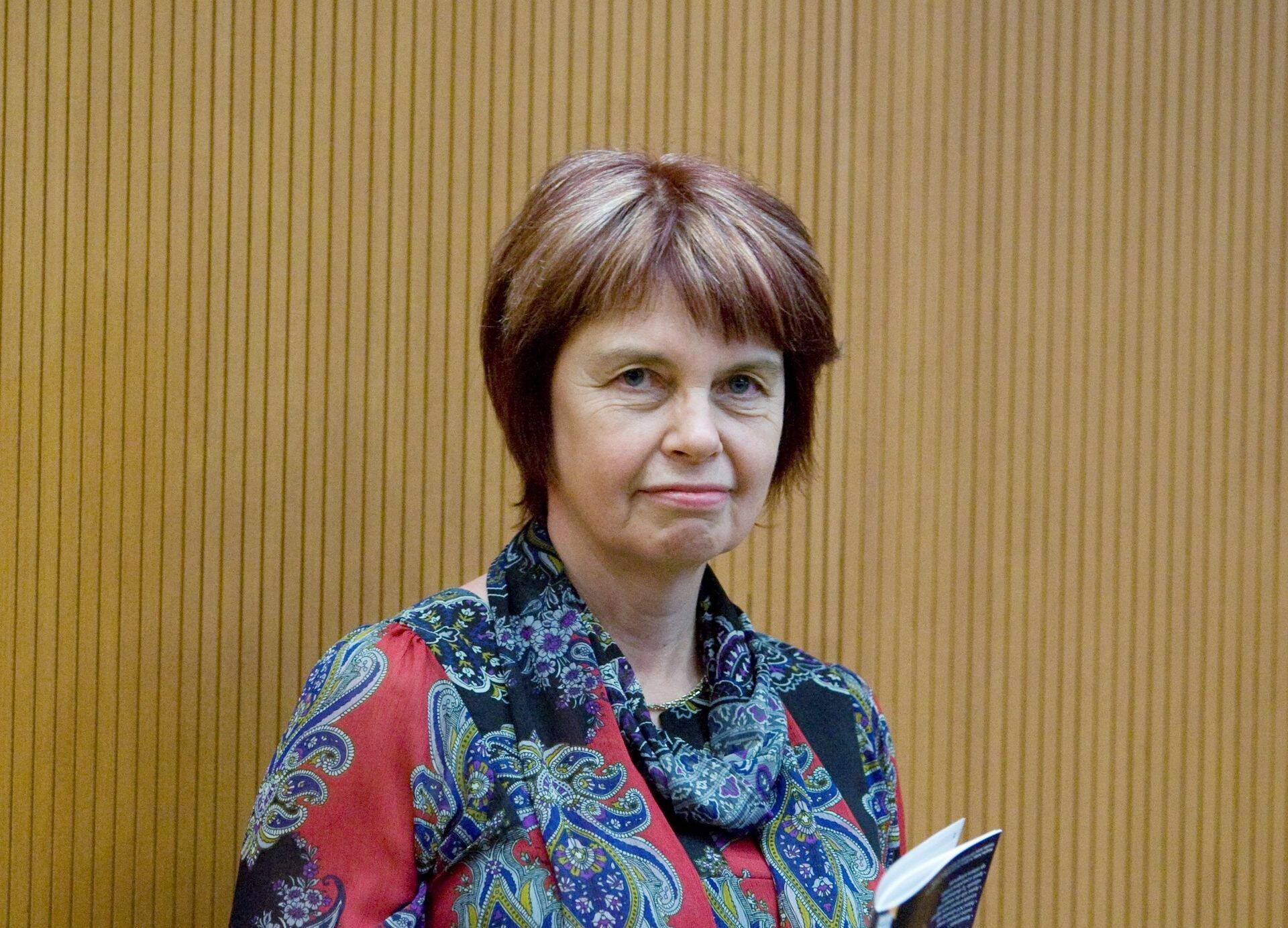 Professor Irja Lutsar.
