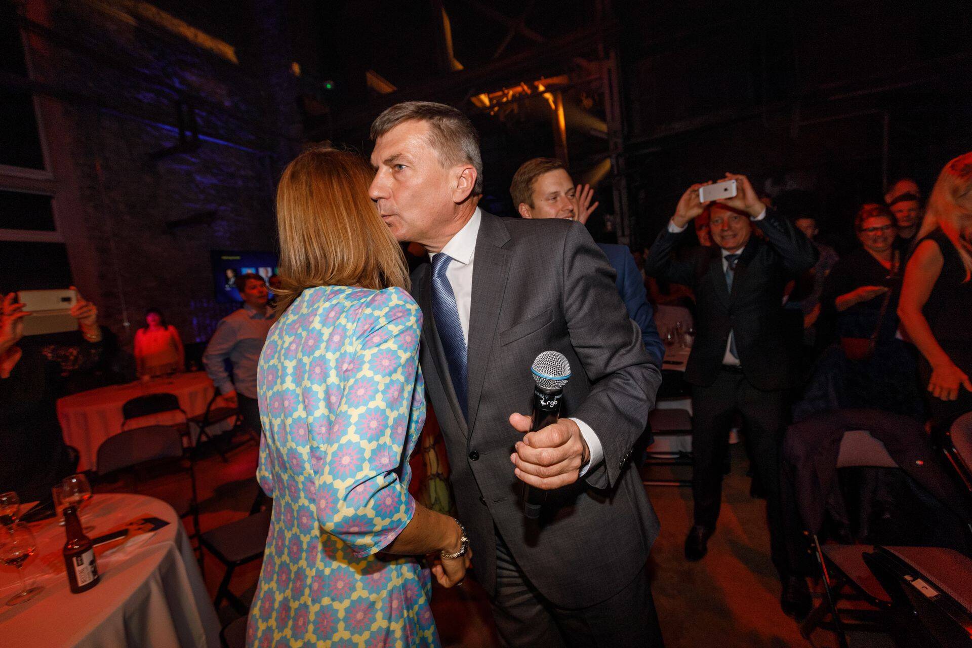Andrus Ansip ja Kaja Kallas 2019. aastal Euroopa Parlamendi valimispeol.