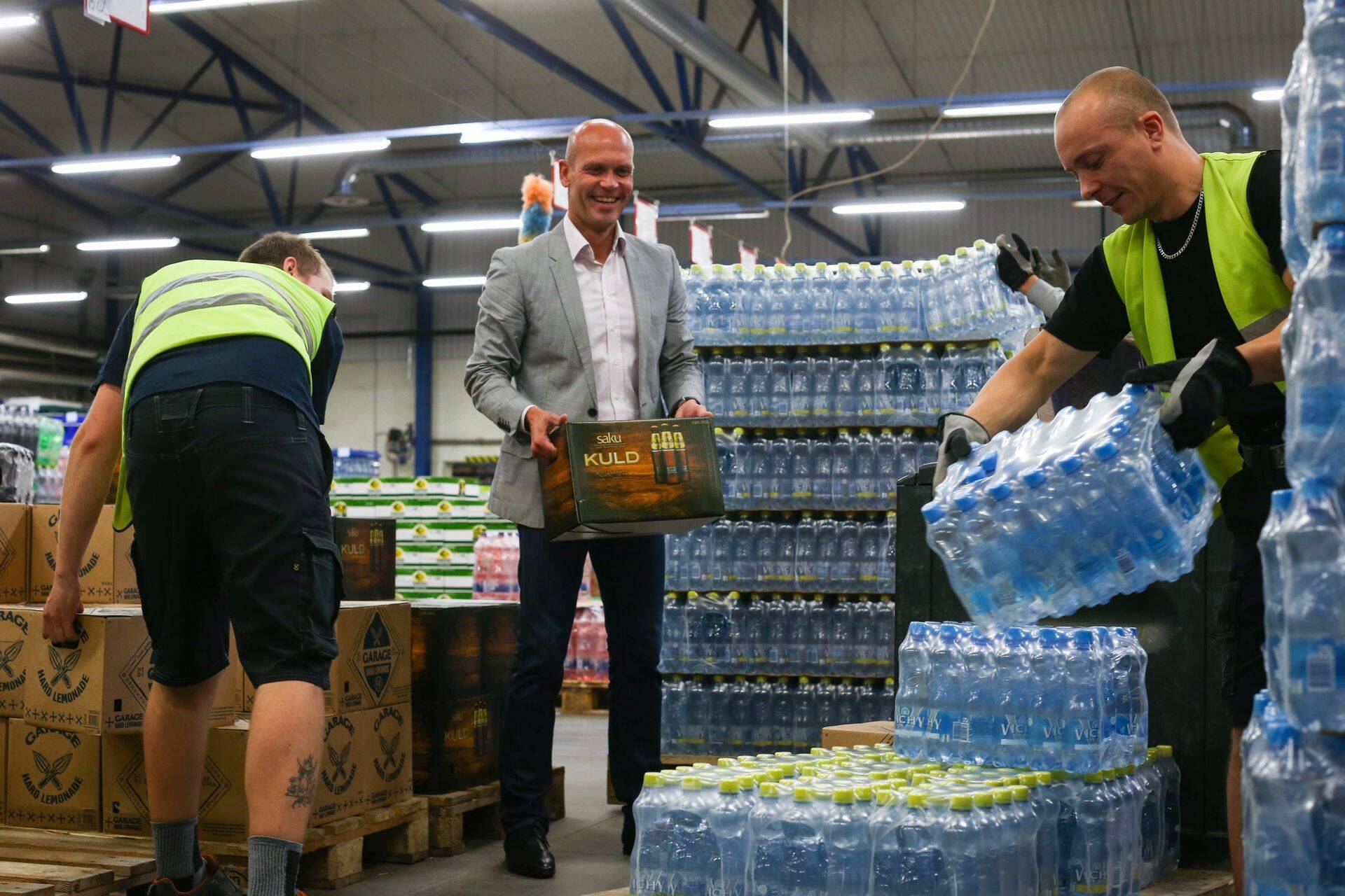 Saku Õlletehase juht Margus Kastein (keskel).