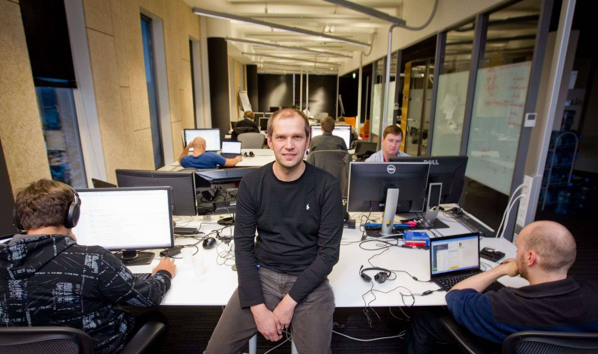 Skype Eesti juht Andrus Järgi sõnul iseloomustab Skype'i töötajaid lahendustele orienteeritus ja kirg tehnoloogia vastu. Vajadus digipädevustega inimeste järele on tema sõnul Eesti tööjõuturul pidev, puudus on nii spetsialistidest , inseneridest kui ka headest juhtidest.