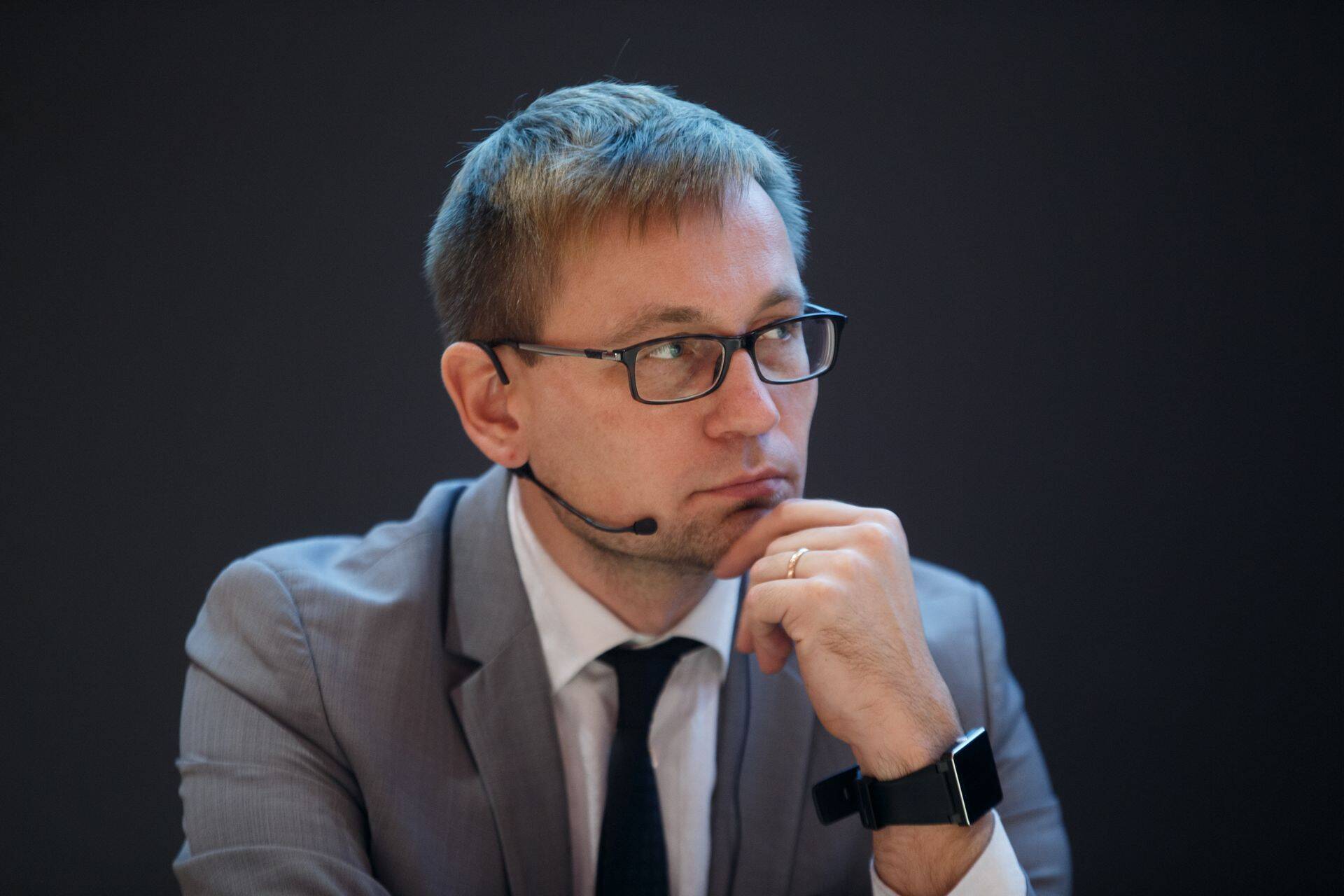 Peep Petersoni sõnul tuleks inimesi rakendada targemalt ehk mehhaniseerida ja hüljata vähetootlikud alad.