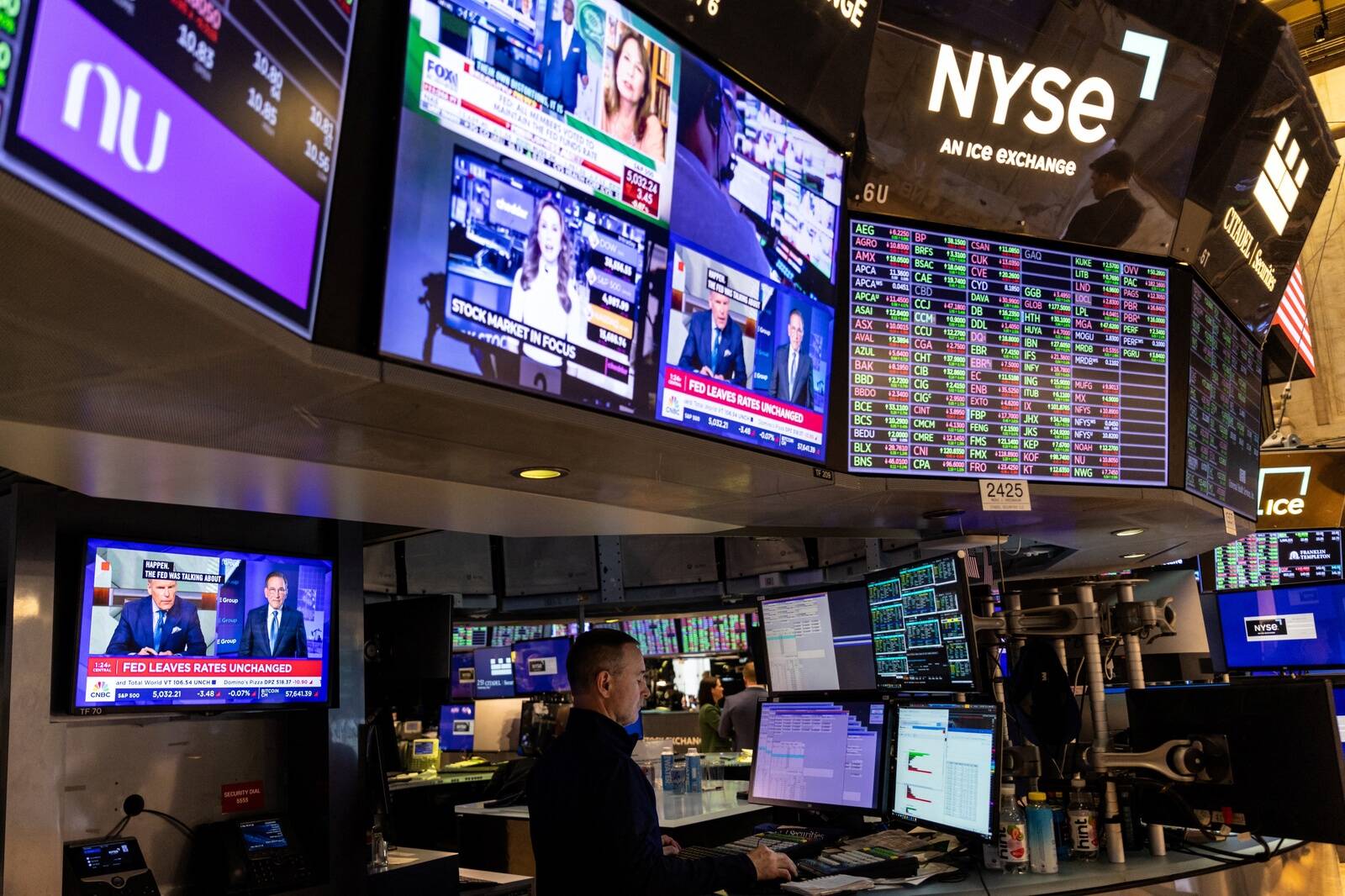 Maakler NYSE börsil.