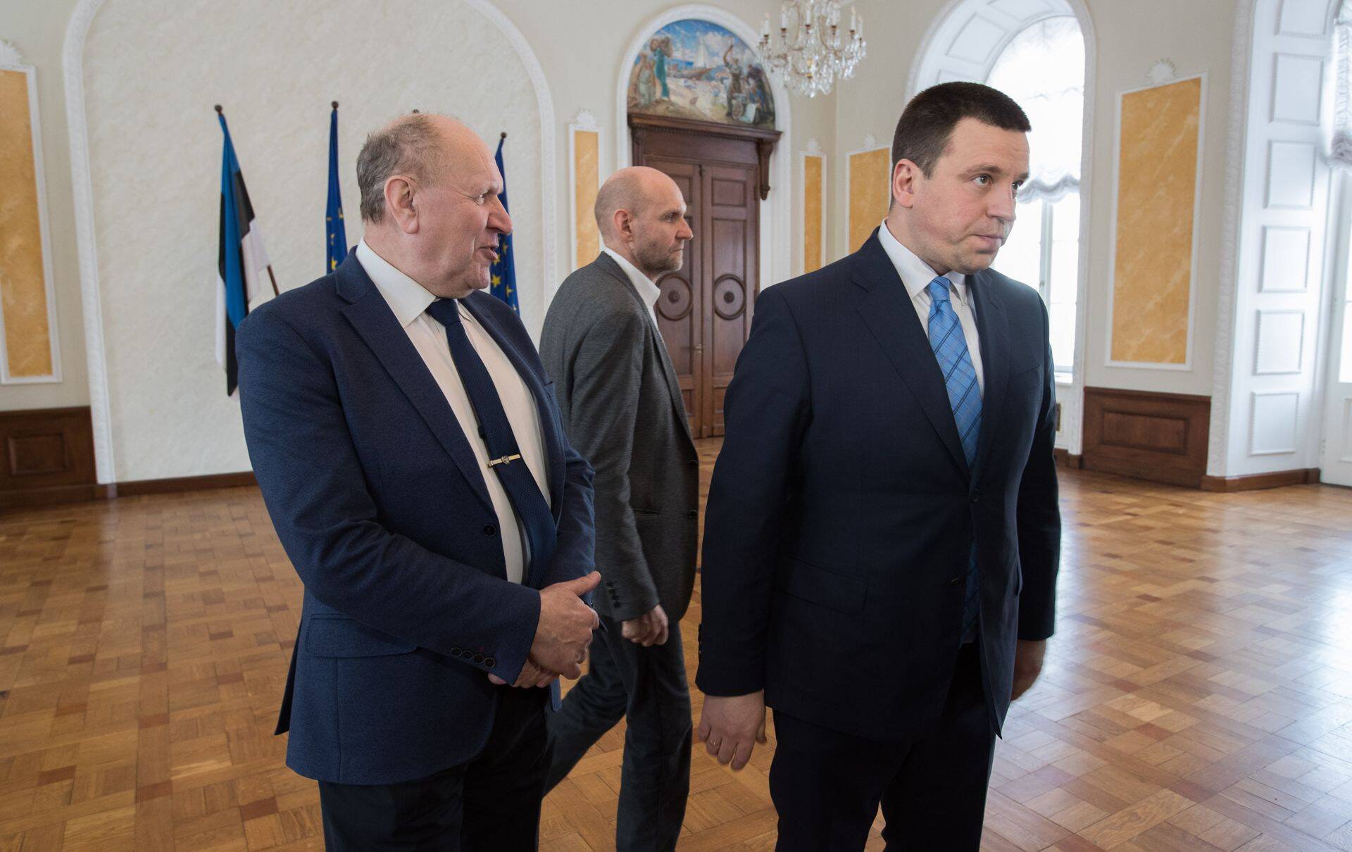 Март Хельме, председатель EKRE, Хелир-Валдор Сеэдер, председатель Isamaa и Юри Ратас, председатель Центристской партии