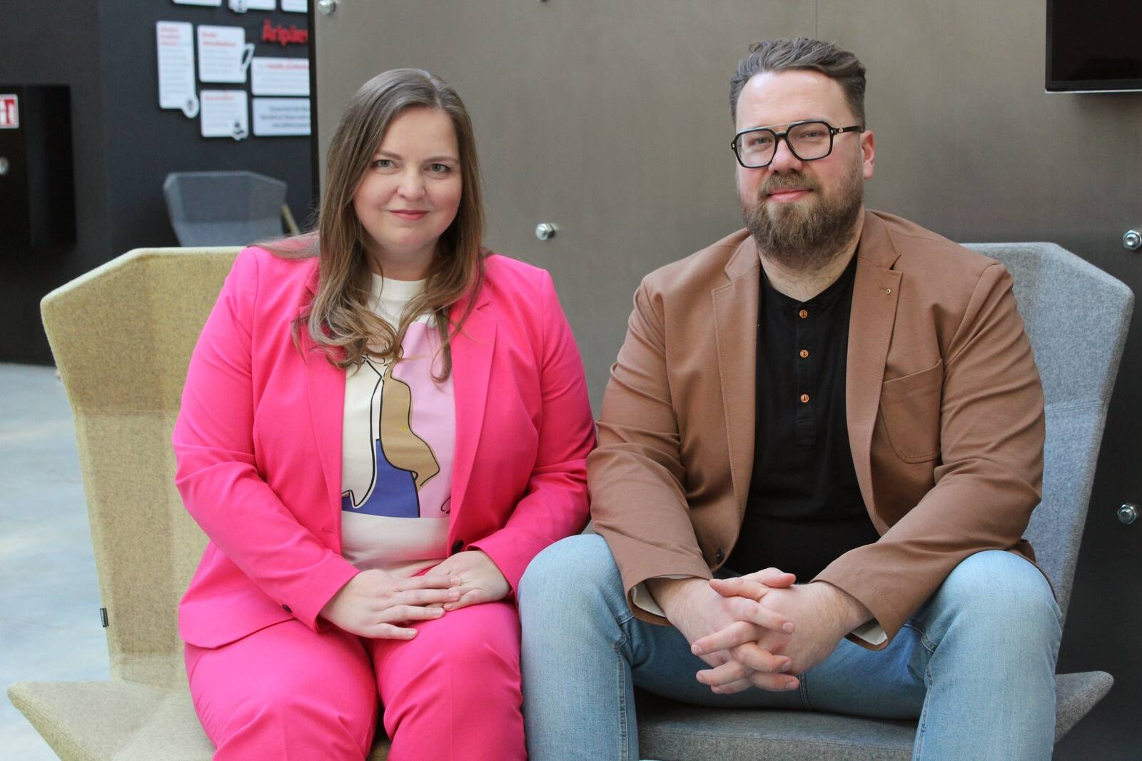 Ettevõtted on harjunud kindlustama varariskide vastu, näiteks tootmises on oluline, et hoone ja seadmed säiliksid, vähem mõeldakse aga selle peale, et andmed ja infosüsteemid vajaksid samuti kindlustamist, toovad Helen Evert ja Rainer Ratnik saates välja.