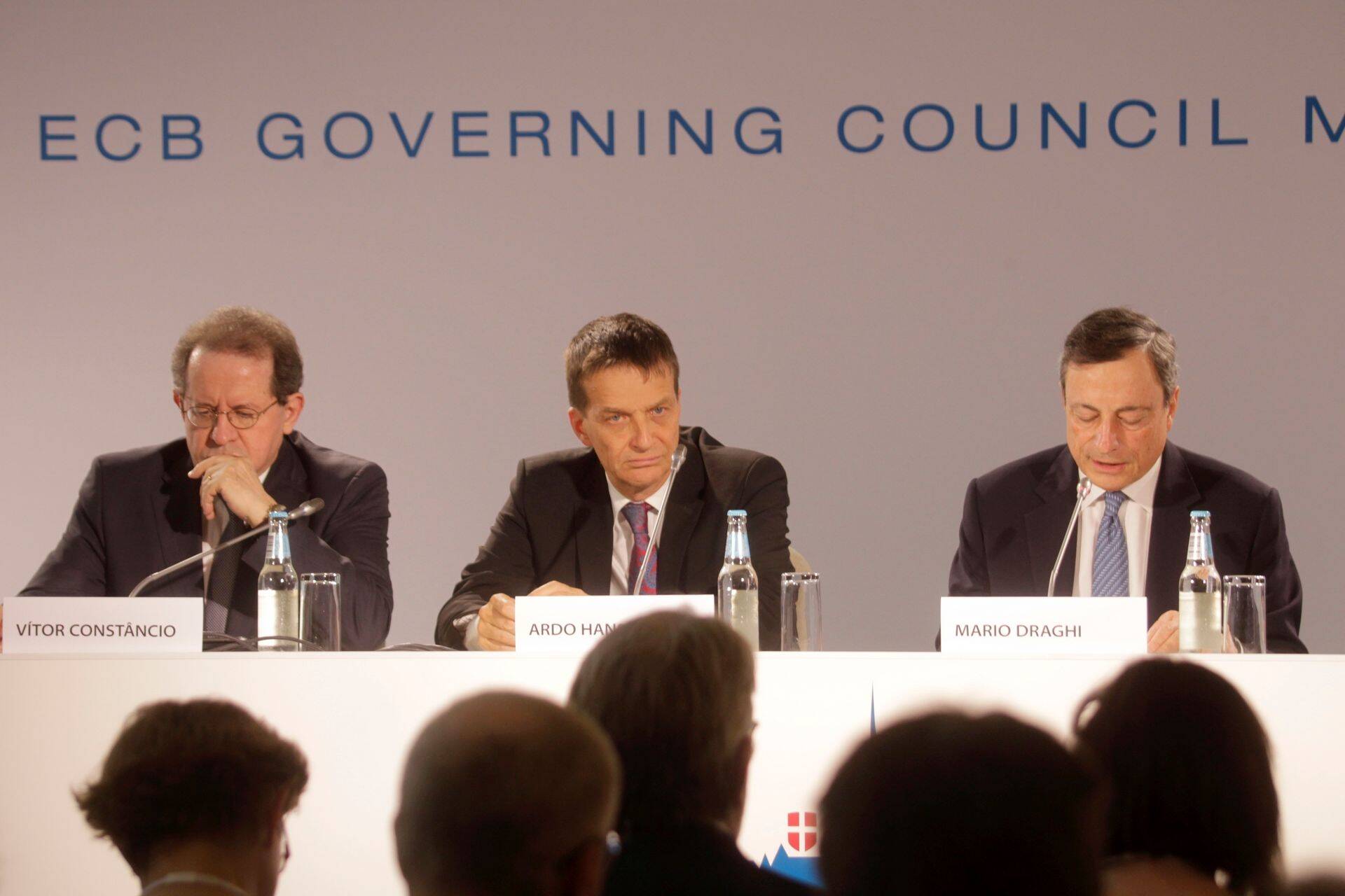 Vitor Constancio, Ardo Hansson, Mario Draghi ja Christine Graeff täna Tallinnas.