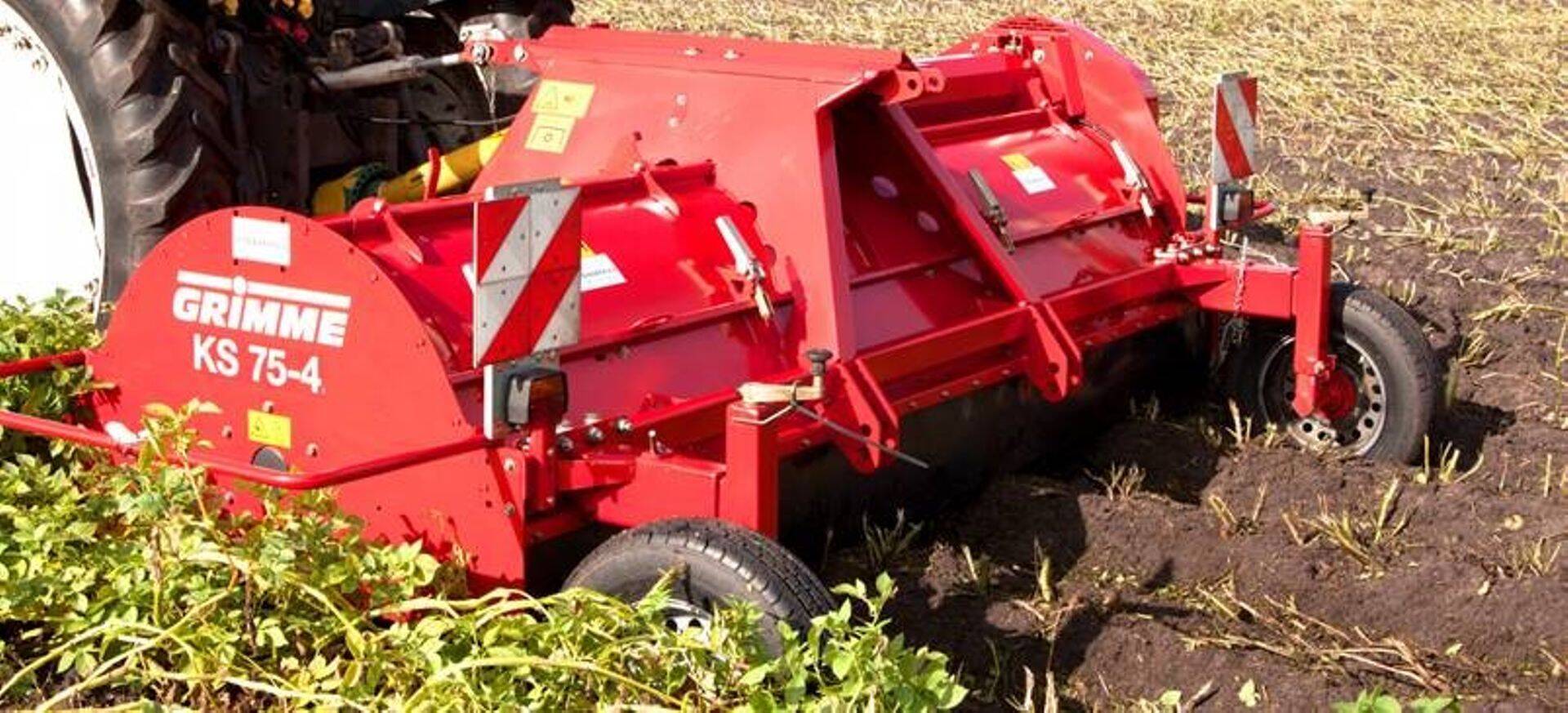 Grimme KS75-4 4-realine, vao laiustele 75 või 80cm, koos tugiratastega konstantse sügavuse hoidmiseks.