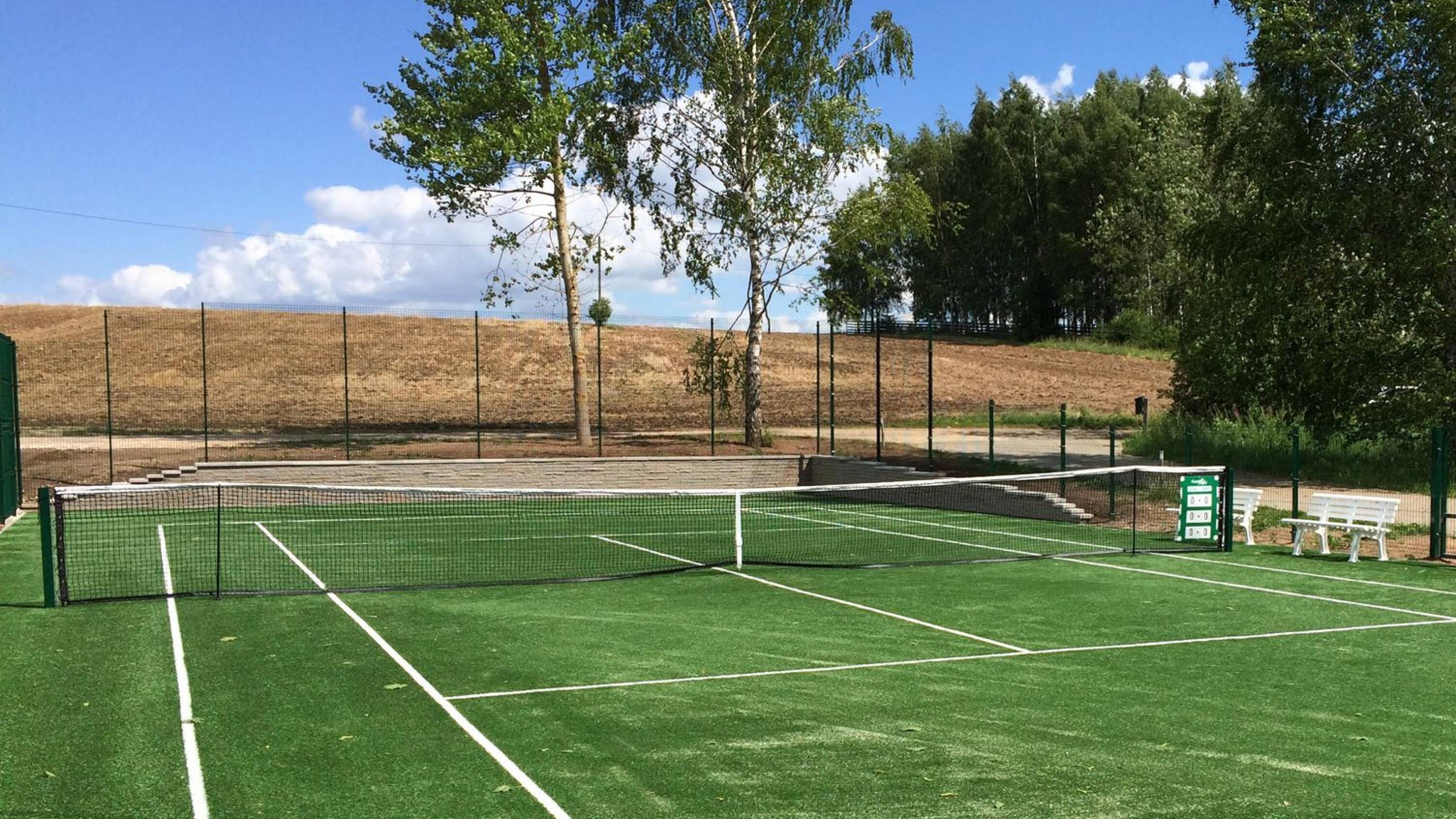 Kunstmurukattega tenniseväljak, 510m2 (2018)