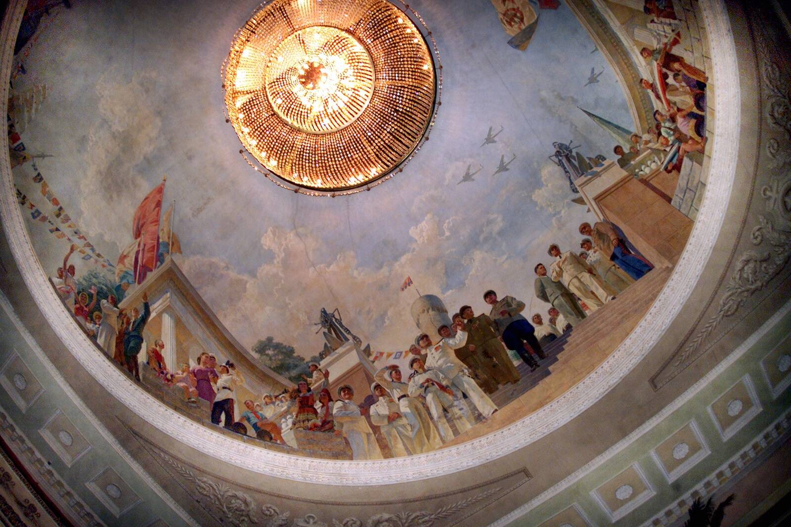 Роспись плафона большолго театрального зала РКЦ