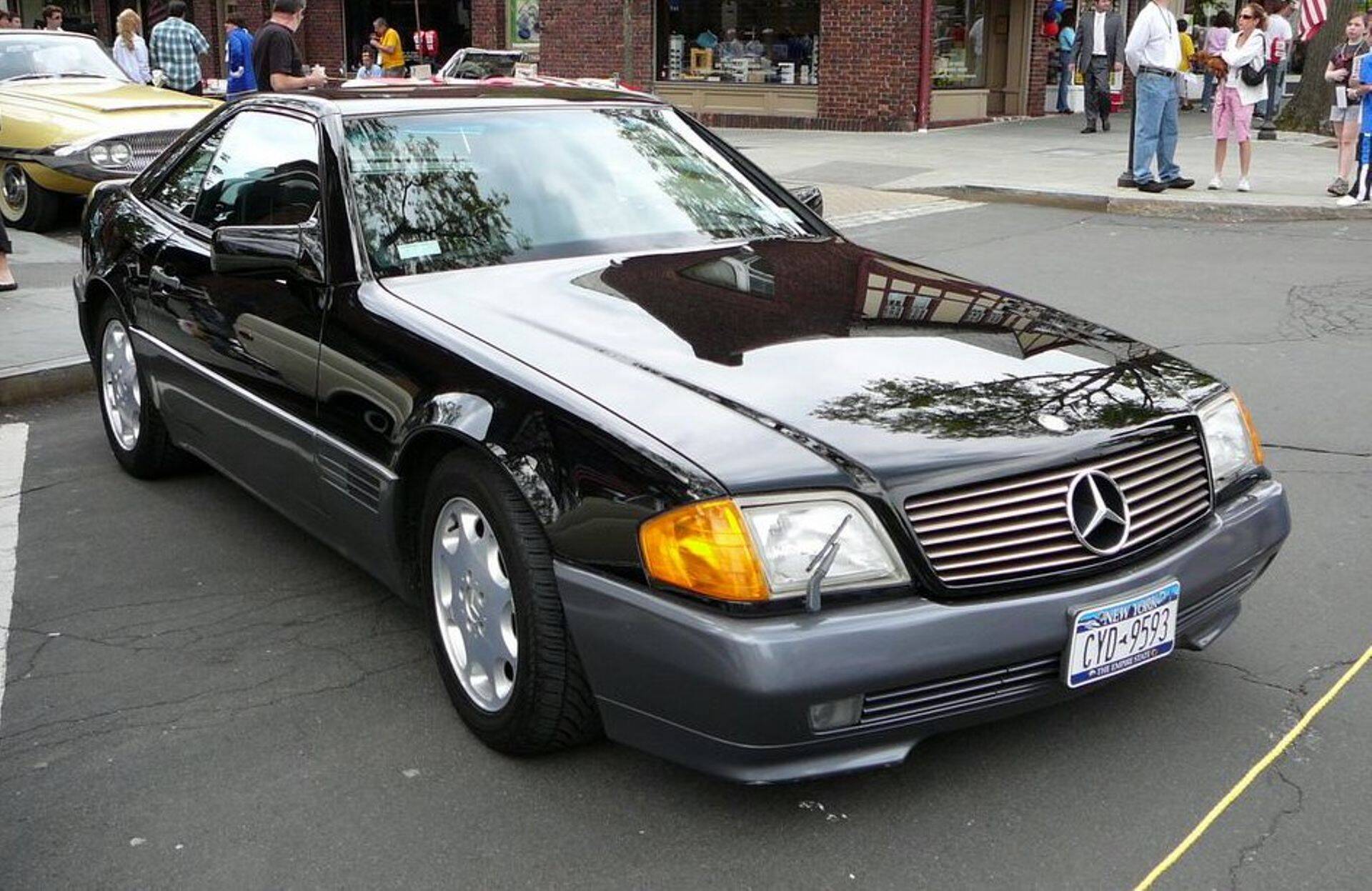 R129 tehasekoodiga Mercedes-Benz SL