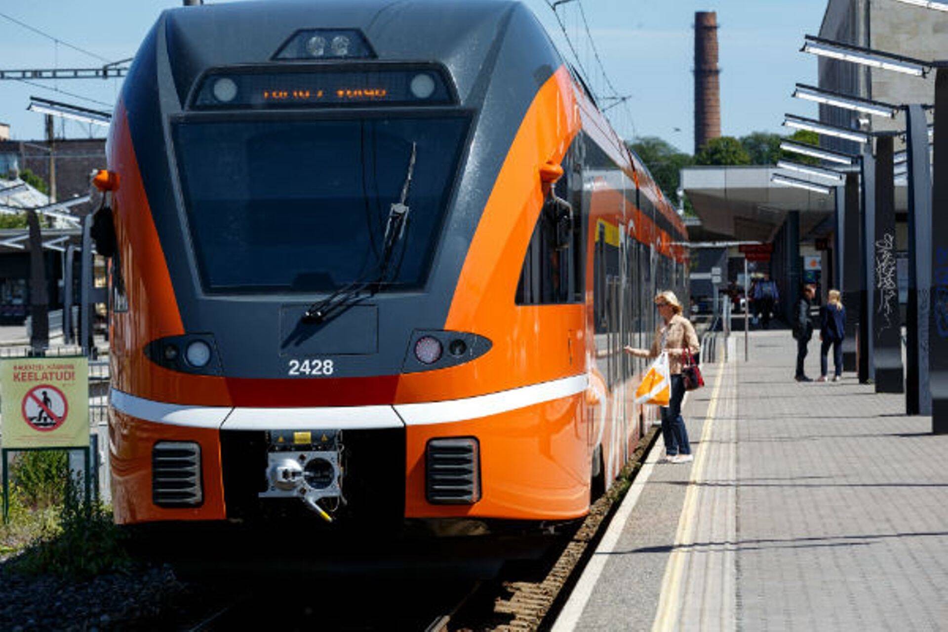 Elroni reisirong Balti jaamas.