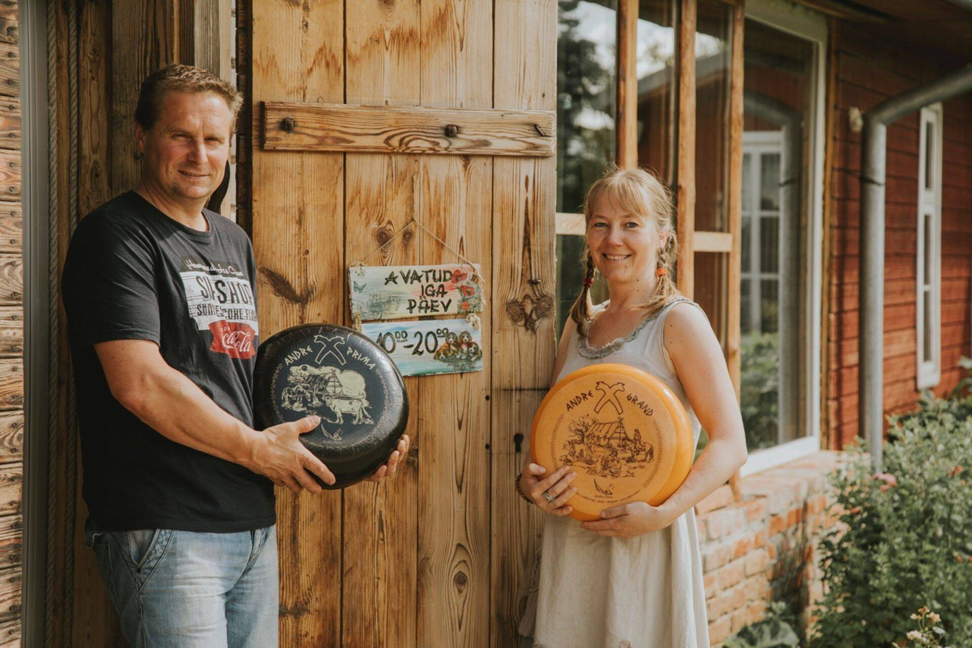 Eelmise aasta parima talutoidu konkursi võitja Andre juustufarmi pere