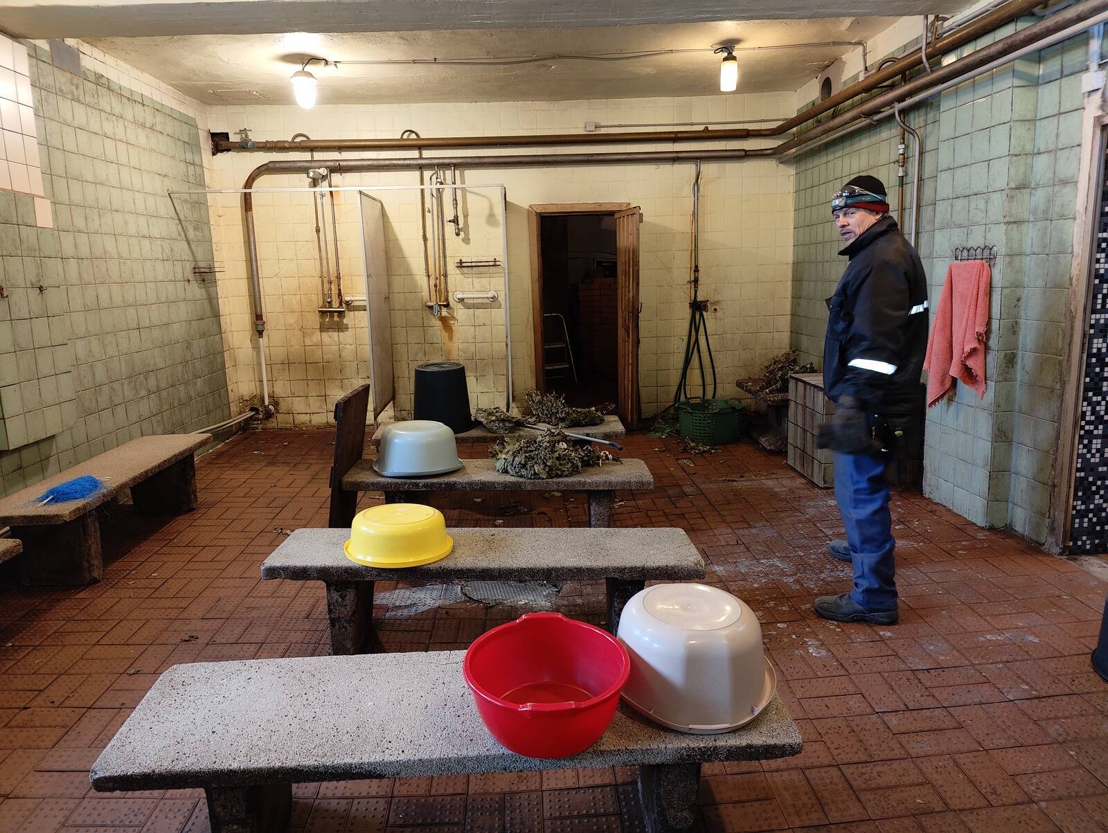 Общественная баня Нарва-Йыэсуу проходит аварийный ремонт после того, как в трубах замерзла вода.