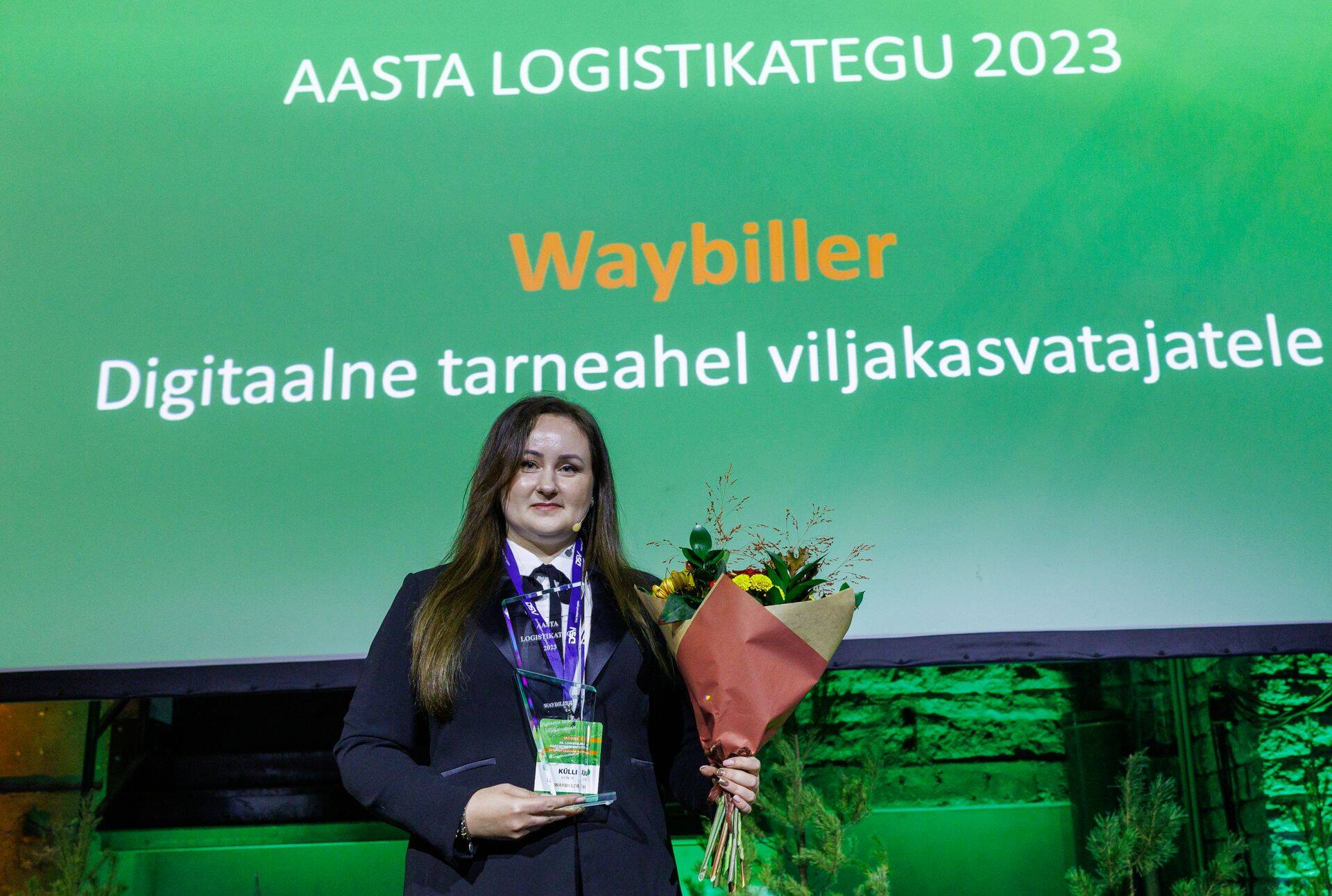 Aasta Logistikateo auhinna võttis vastu Waybilleri partner ja tiimiijuht Külli Kerem.