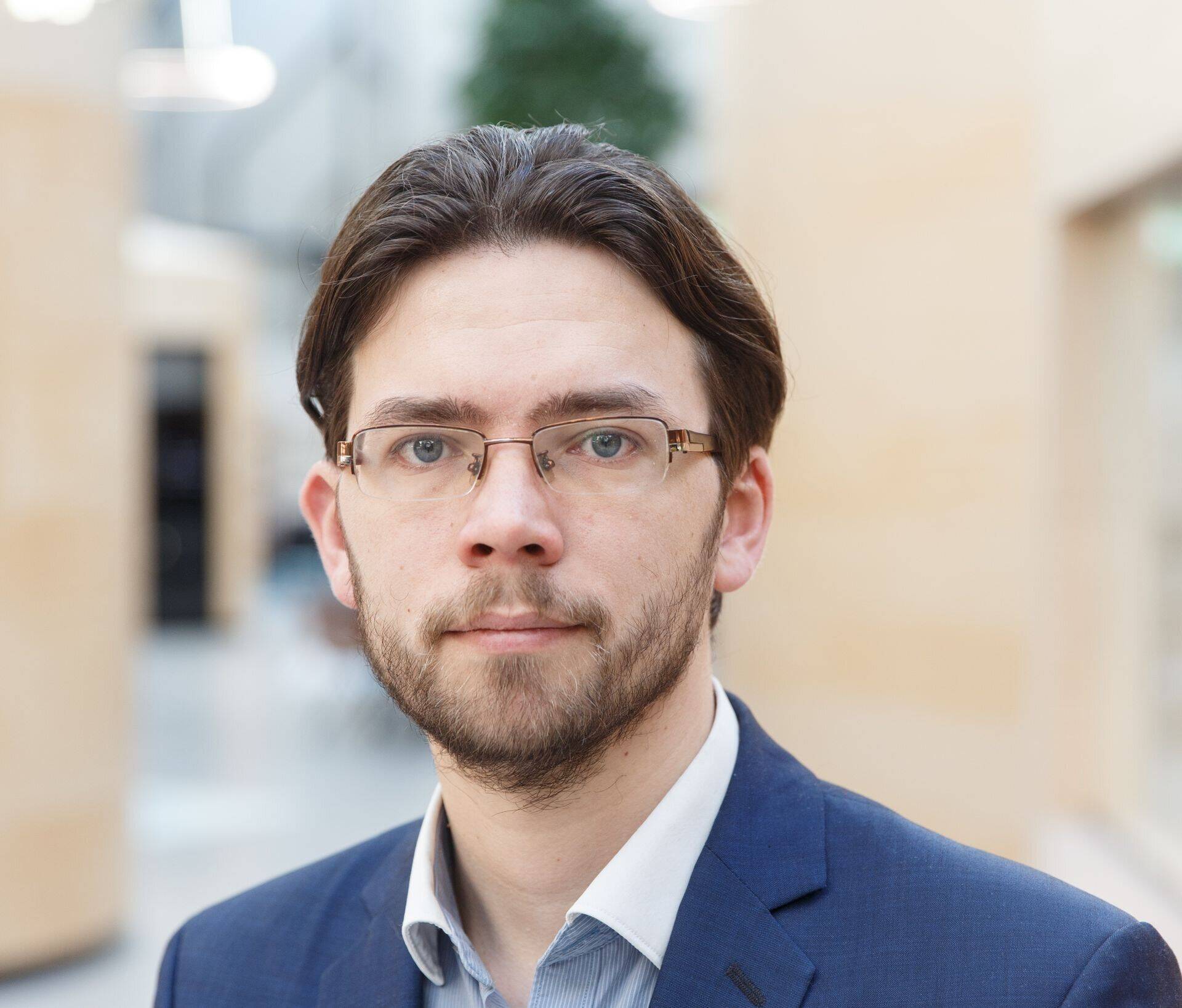 Äripäeva ajakirjanik Kristjan Pruul.