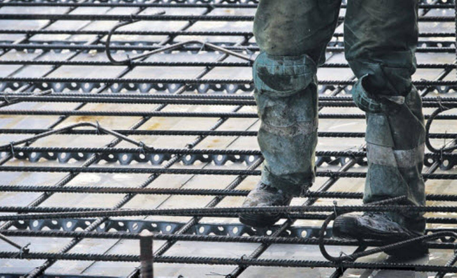 Число требований к фирме растёт как на дрожжах. Нарва уже насчитала около миллиона евро.