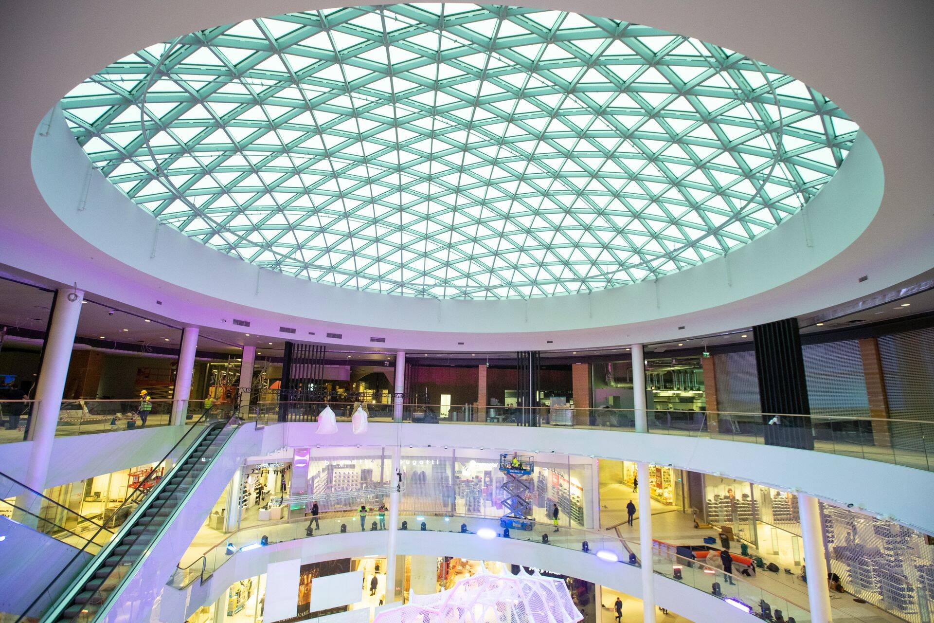 T1 Mall of Tallinn. T1 kaubamaja. Kaubandus. Ehitus.