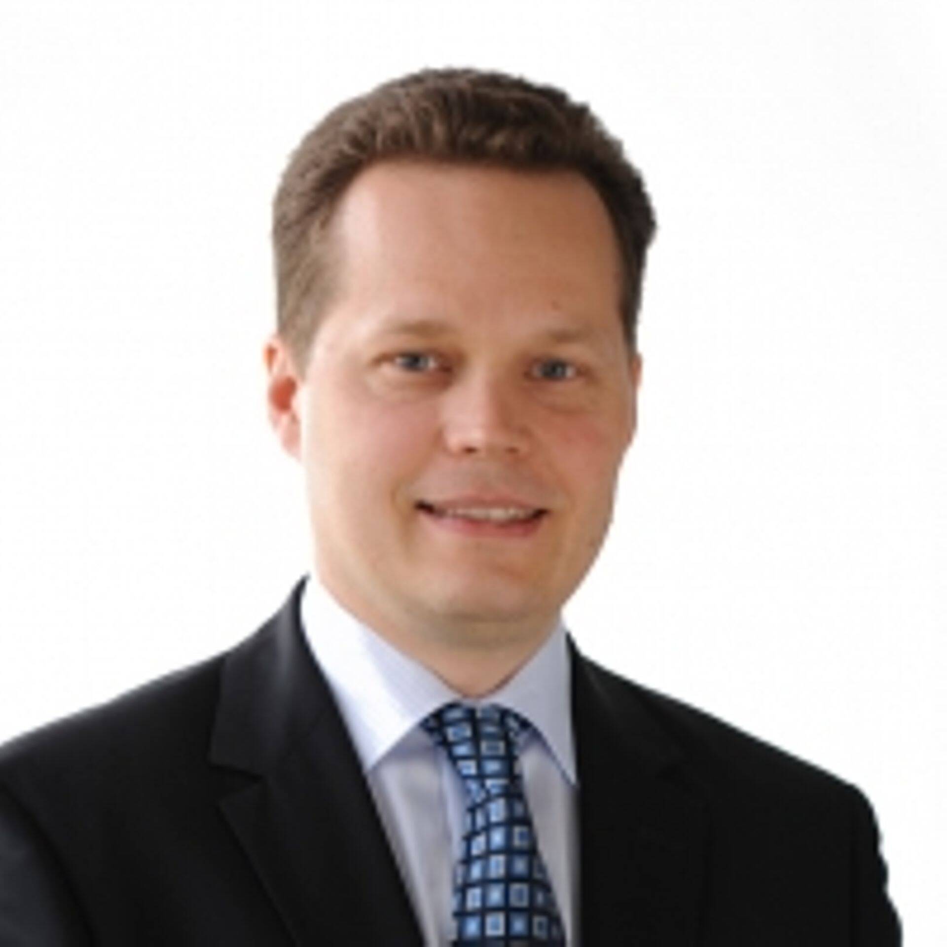 esti Advokatuuri esimees Hannes Vallikivi