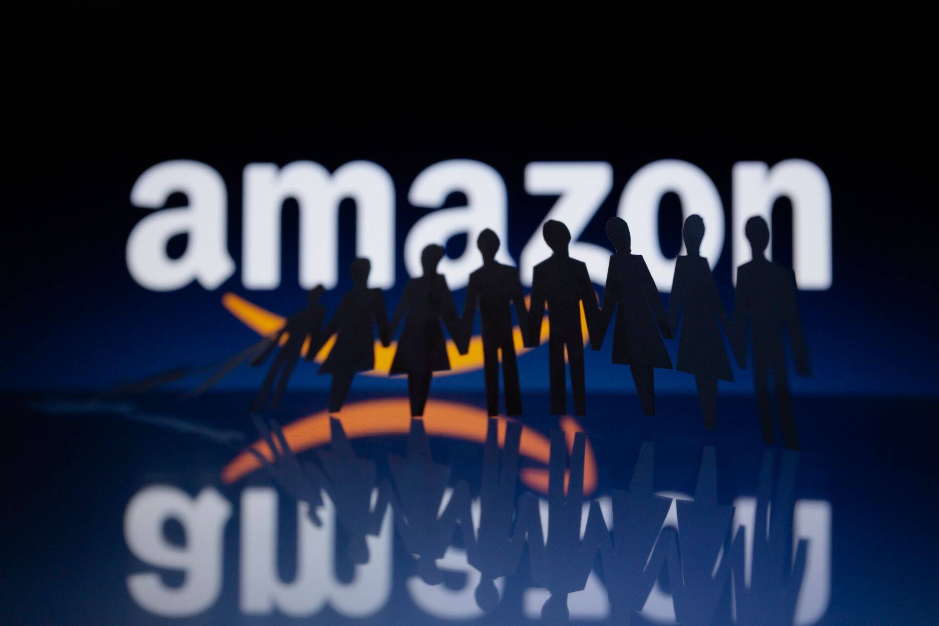 С января капитализация Amazon упала на 40%.