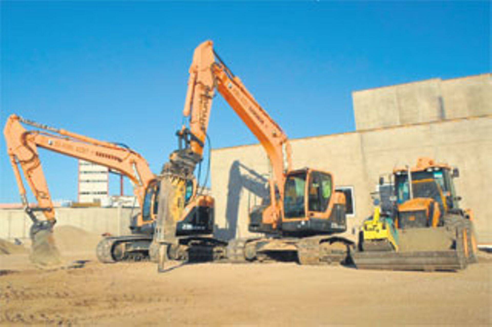 Ehitusfirma Ferel Ehitus OÜga samale omanikule kuulub
ka ehitusmasinate ja -seadmete ettevõte Ferel Asset OÜ.