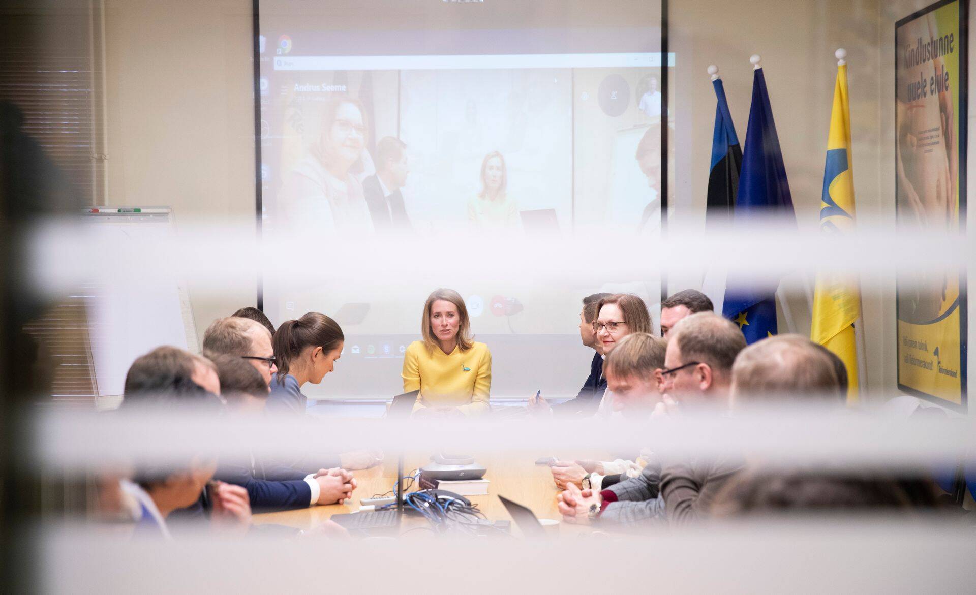 Reformierakonna juhatuse koosolek. Viimastel nädalatel on juhatus pidanud kokku tulema väga mitmeid kordi, et jälle uut poliitilist olukorda arutada.