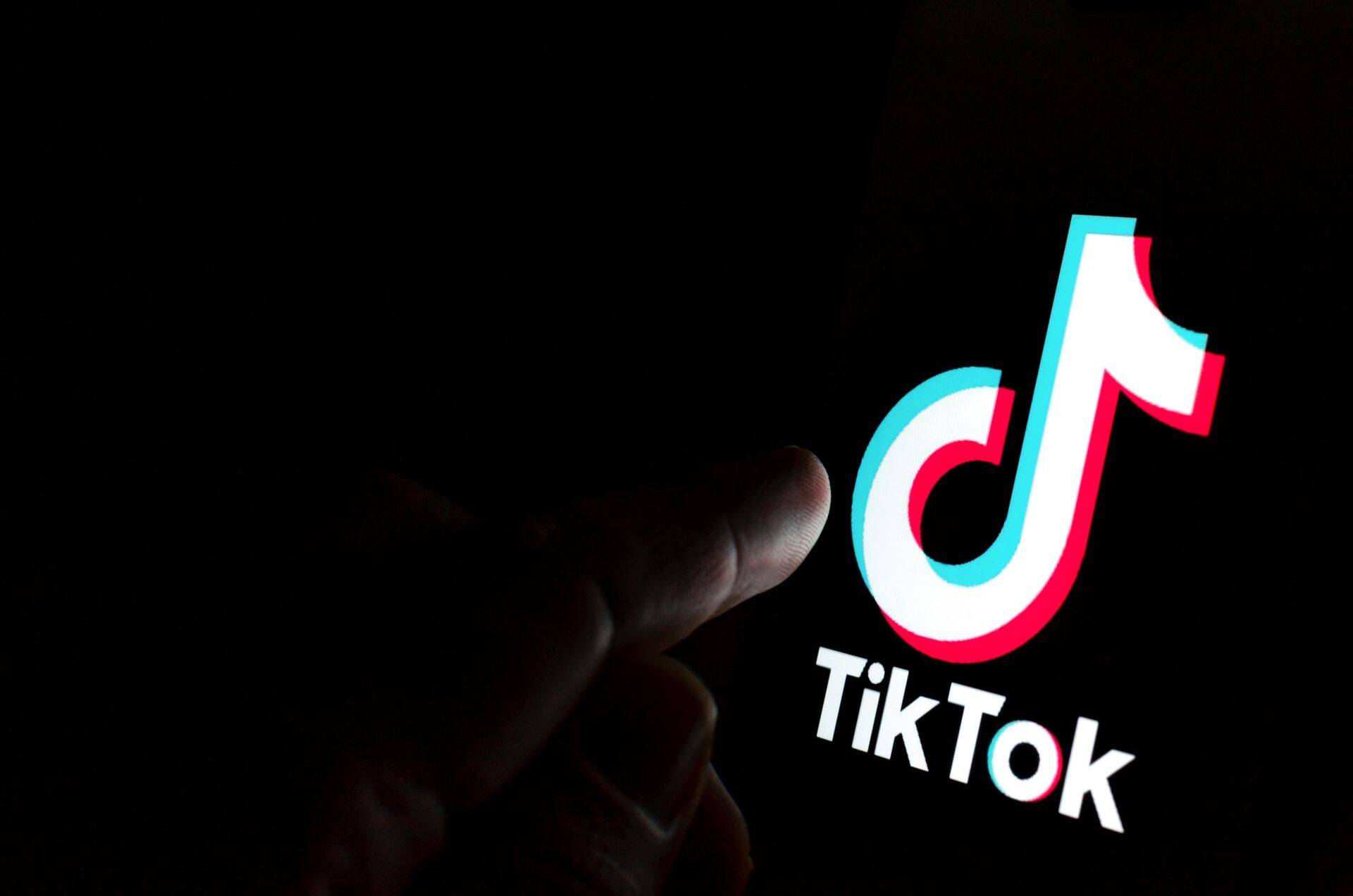 В будущем все приложения китайского разработчика TikTok в американских госструктурах будут запрещены.