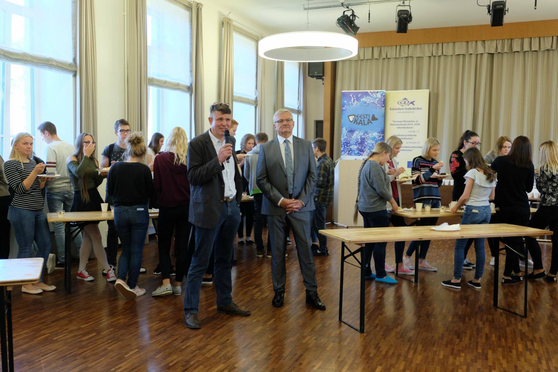 Toomas Armulik (vasakul) ja Tarmo Tamm kalanädala üritusel