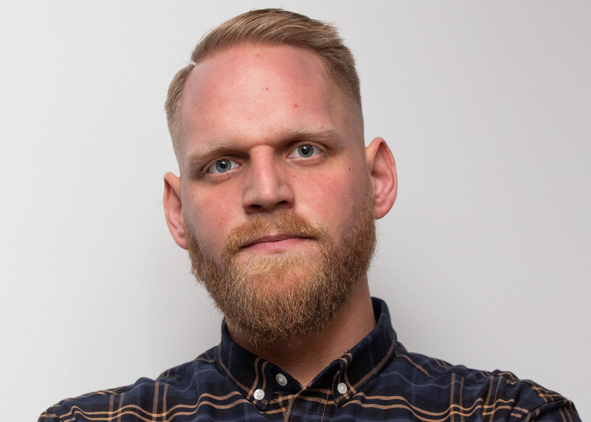 Ãripäeva ajakirjanik Allan Rajavee.