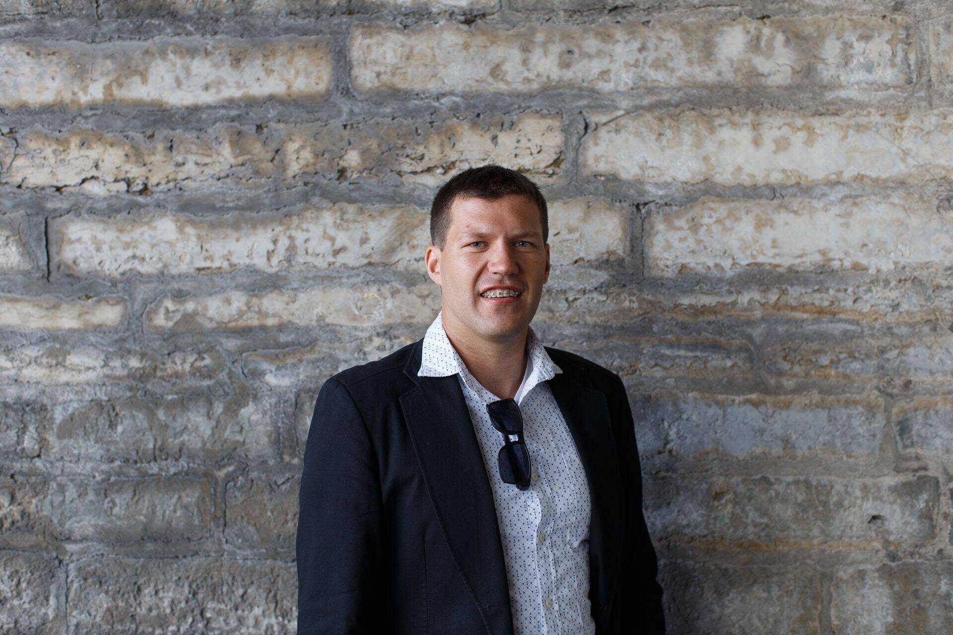 Jaak Roosaare soovitab ühisrahastusse investeerida väikeste tükkide kaupa.