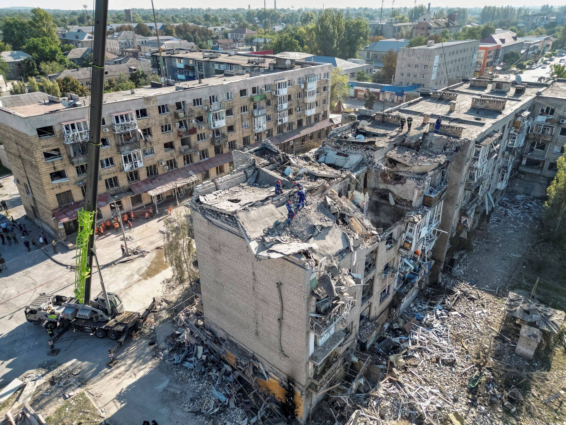 Последствия российского ракетного удара по городу Покровск в Донецкой области Украины, 8 августа.