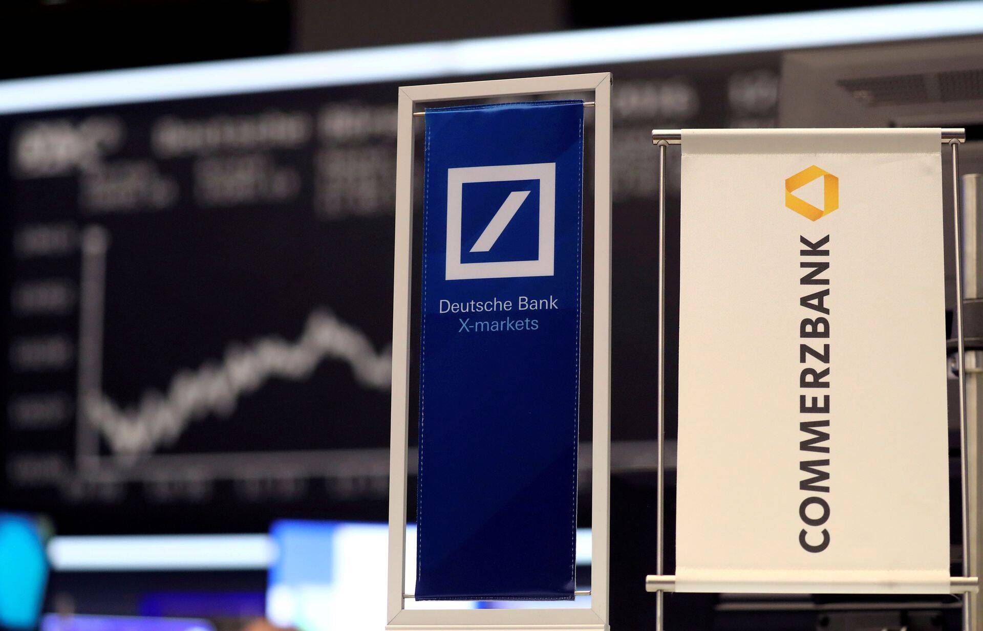 Eile ilmunud raportite kohaselt plaanivad Deutsche Bank ja Commerzbank ühinemist.