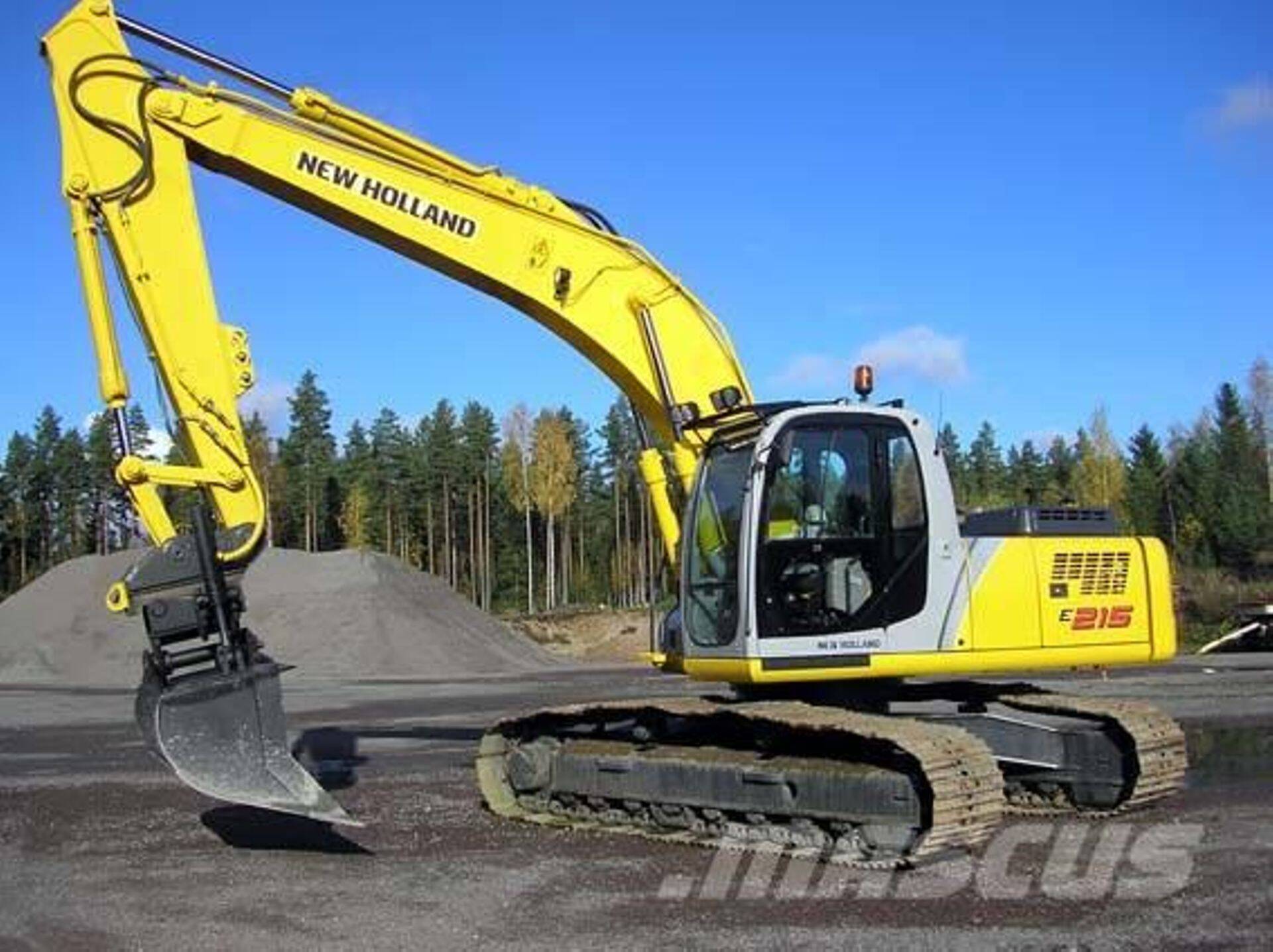 kauritsa üks tegevusala on rasketehnika rent.