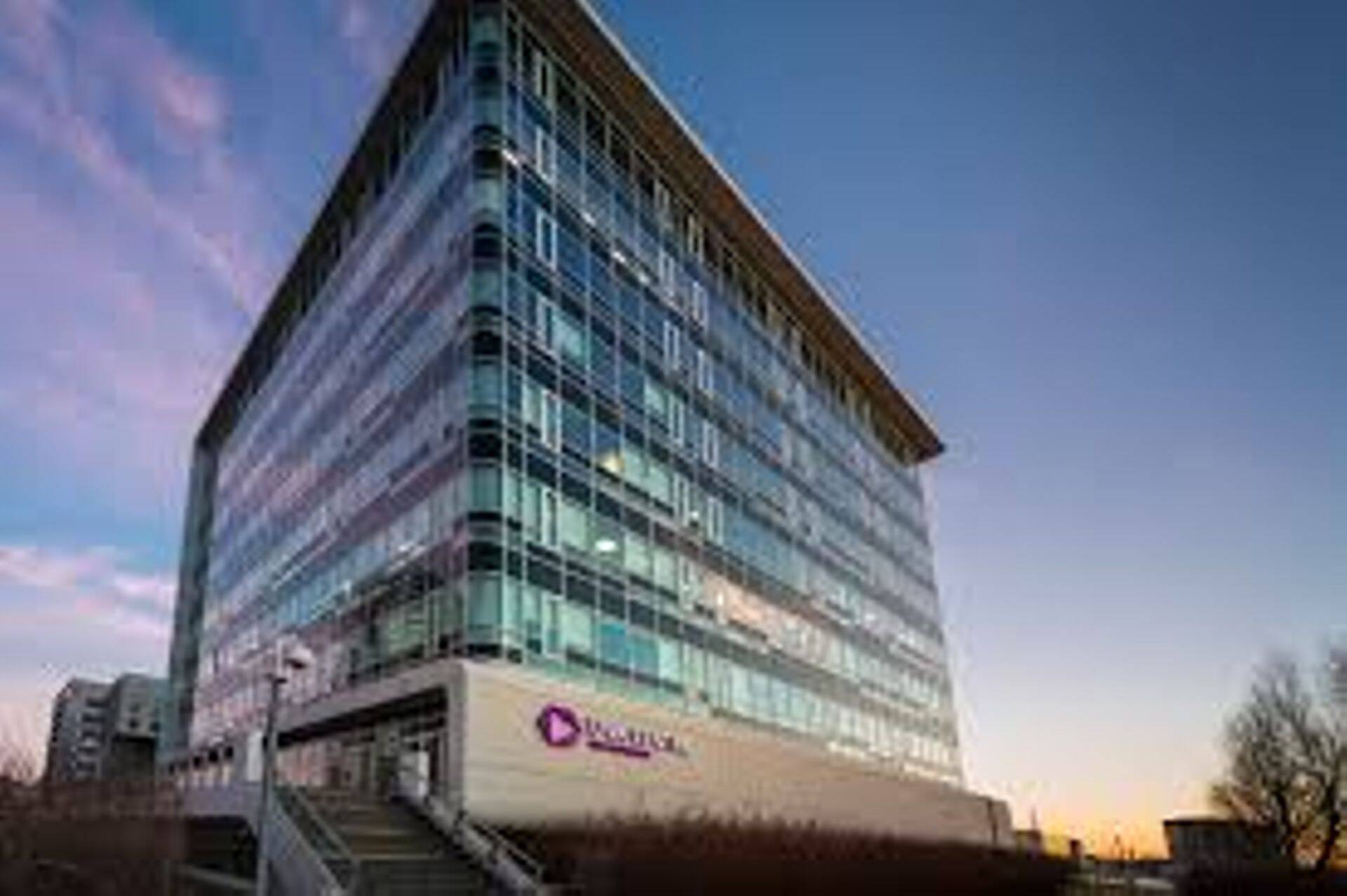 LNK Centre büroohoone.