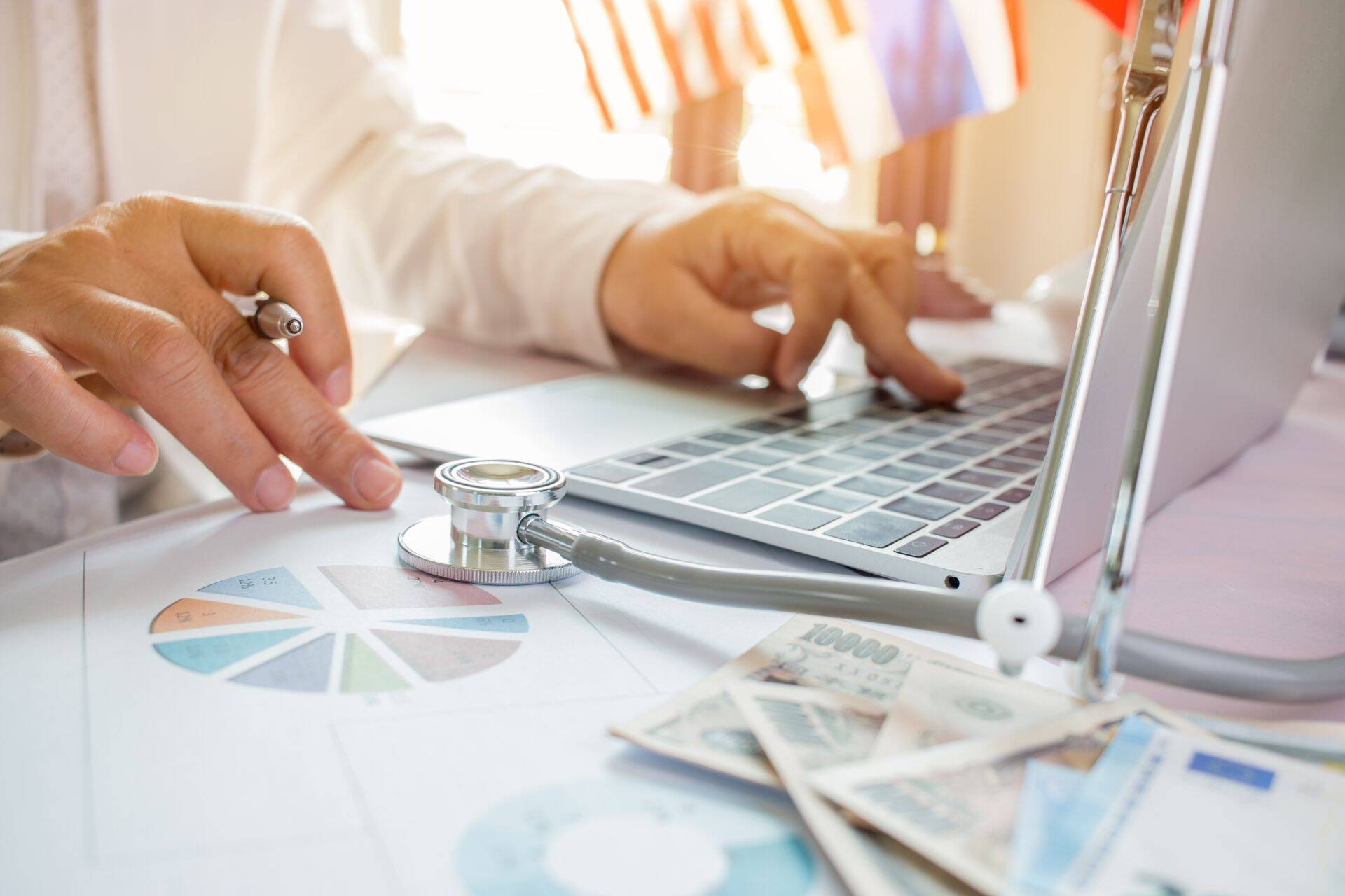 Meedikud ei tohi ilma aluseta ühegi inimese raviandmeid digiloost vaadata.