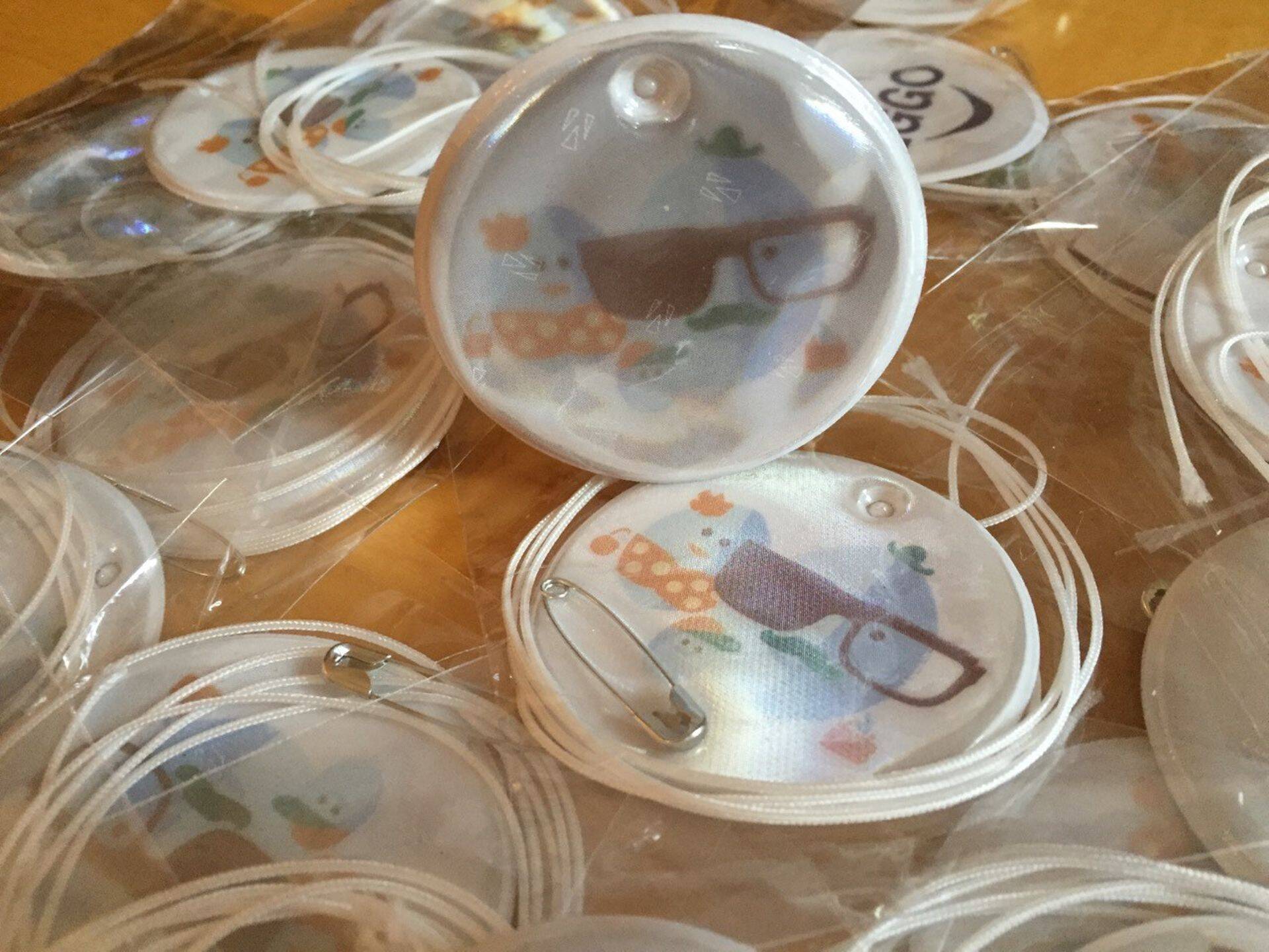 Eesti suurim munatootja kingib maakoolidele ja lasteaedadele 1500 helkurit