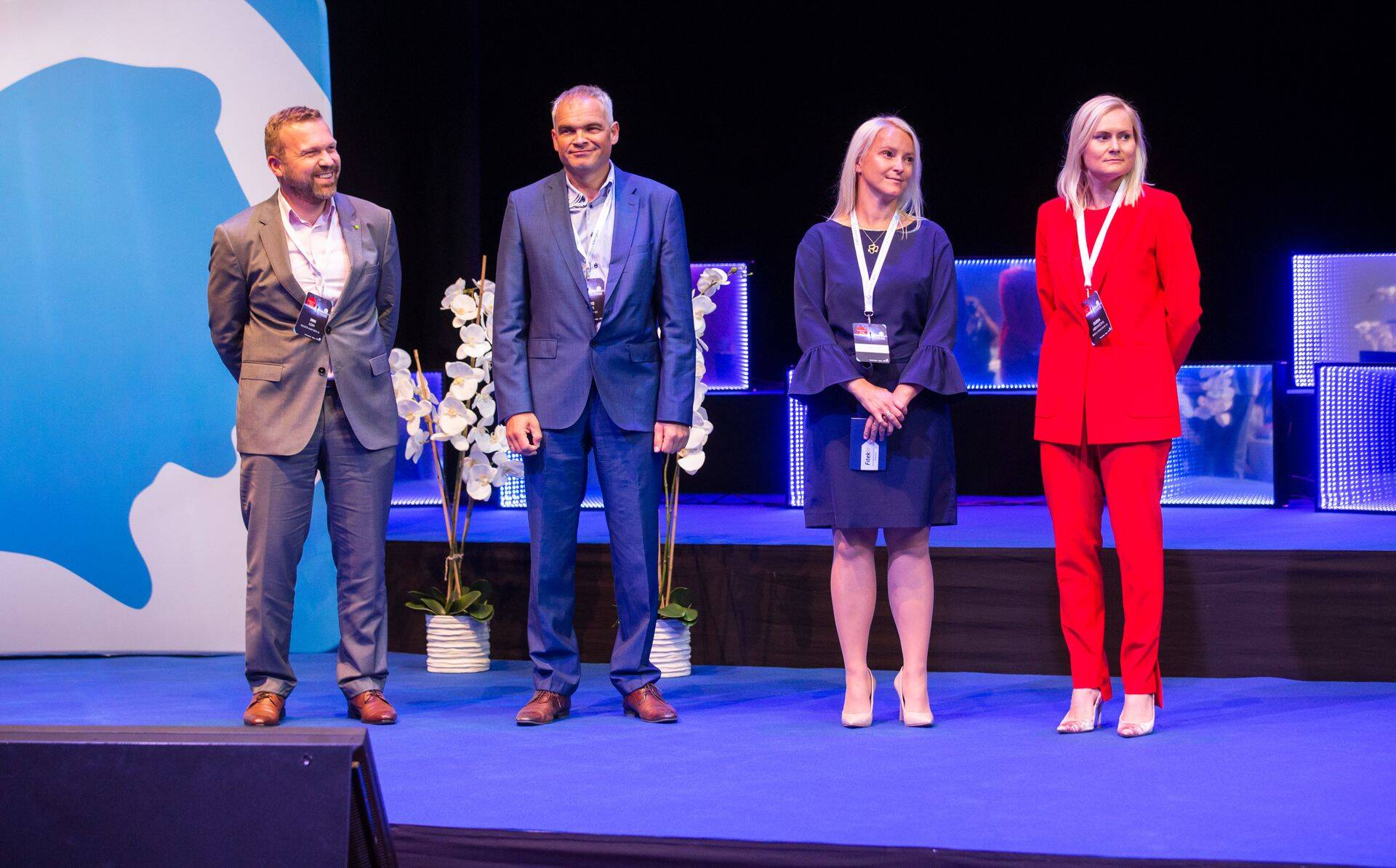 Mõjukama finantsjuhi autasustamine 2020. aasta Pärnu Finantskonverentsil.